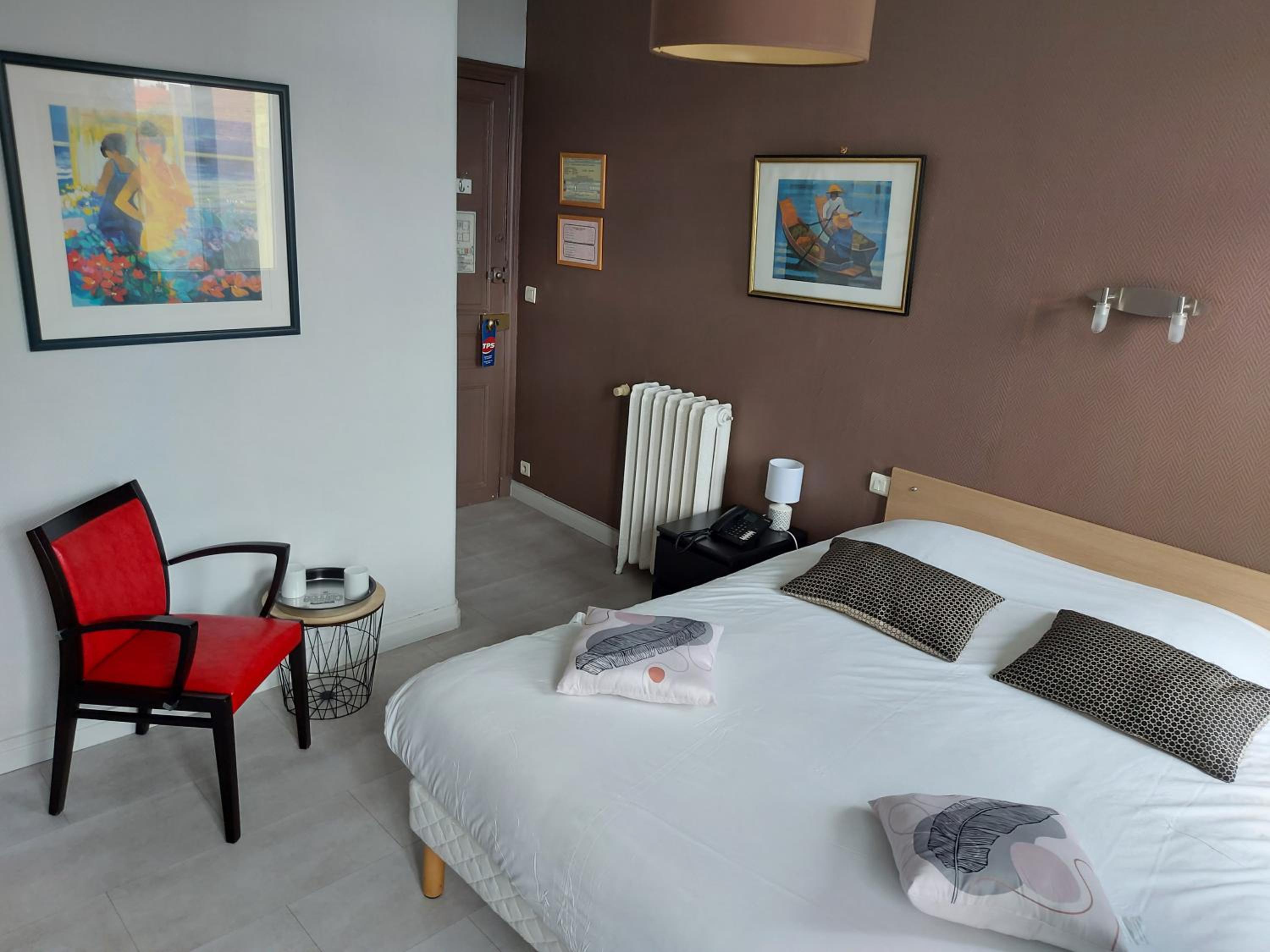 Double Room (1 - 2 Adults) - Photo 14
