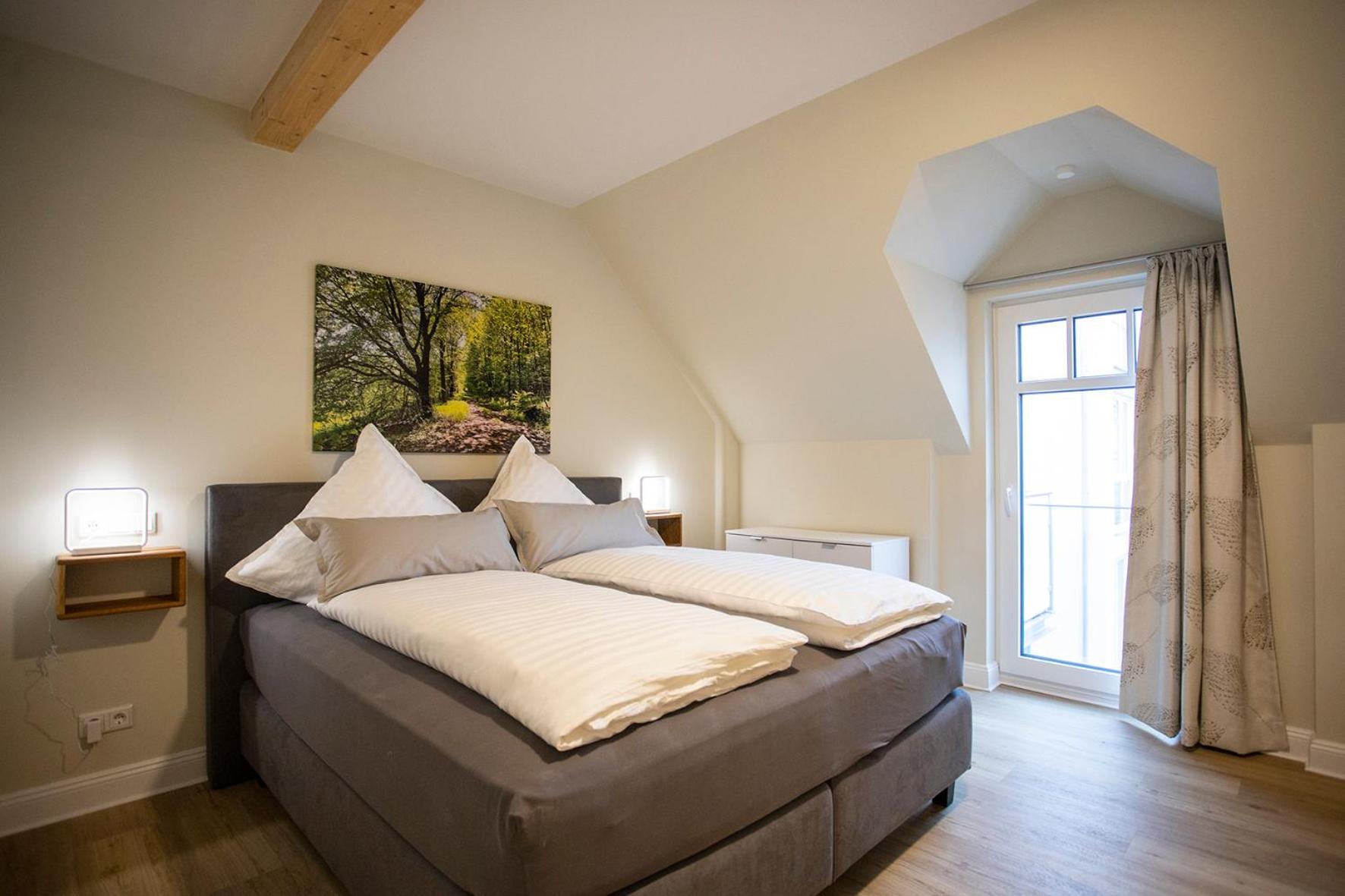 Two-Bedroom Apartment - Photo 11