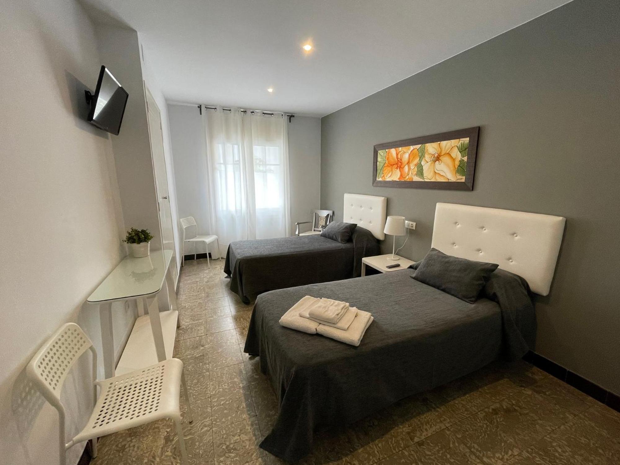 Standard Double or Twin Room photo 3