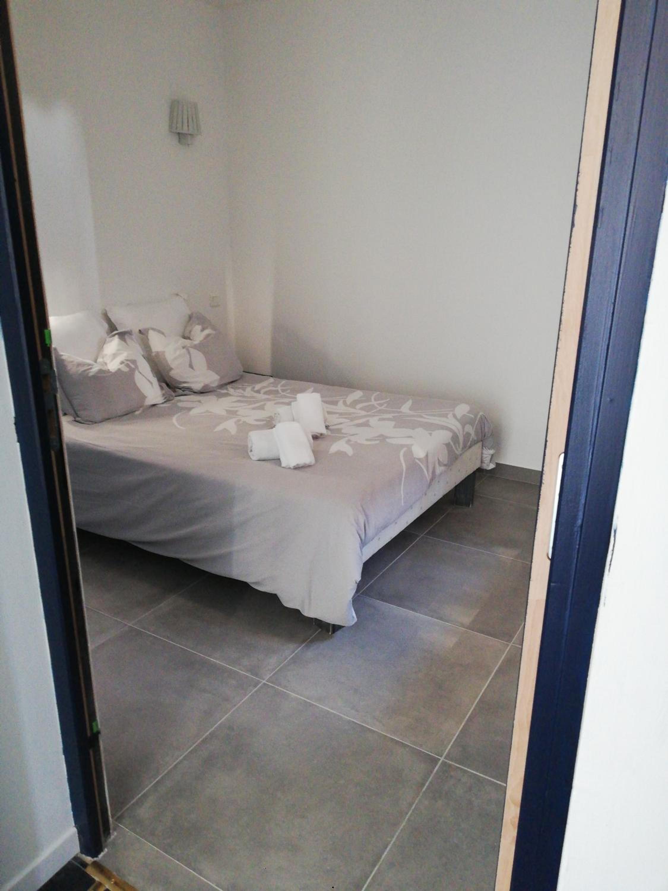 Double Room - Disability Access photo 2