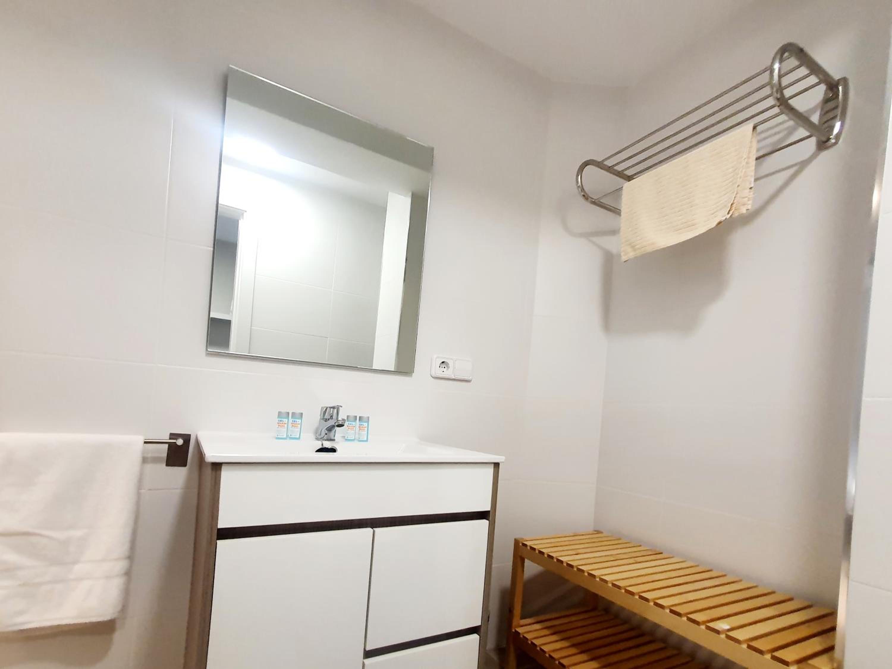 Studio Apartment photo 3