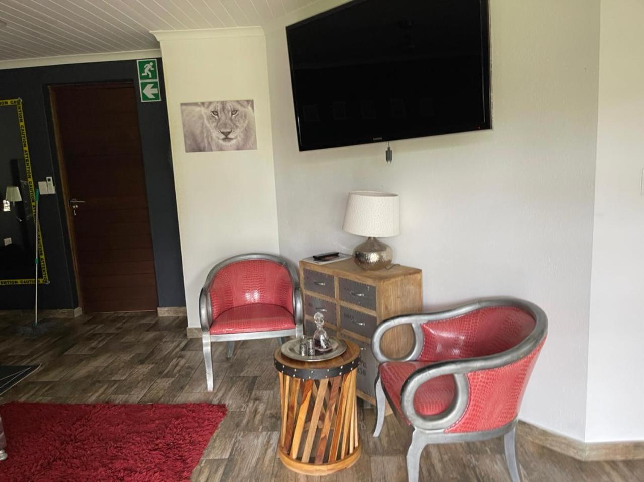 Suite with Terrace - Photo 1