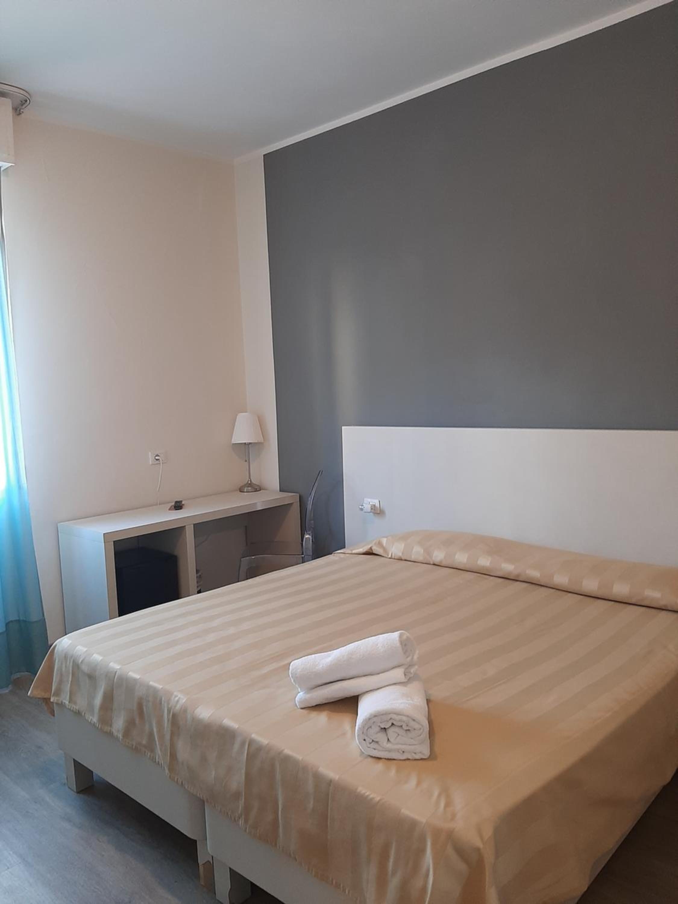 Double Room - Disability Access photo 3