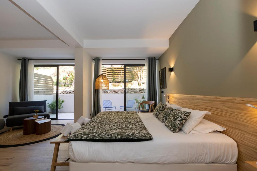 Suite with Spa Bath photo 2