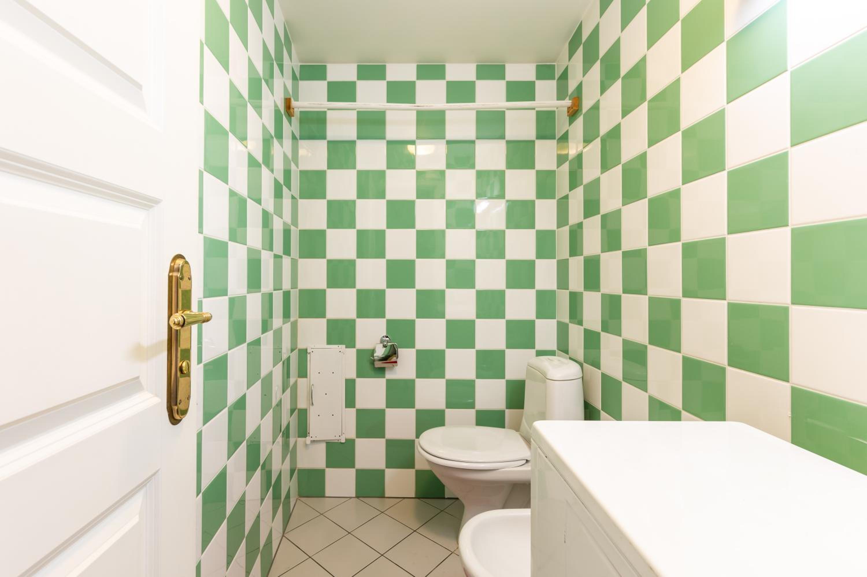 Two-Bedroom Apartment - Photo 4