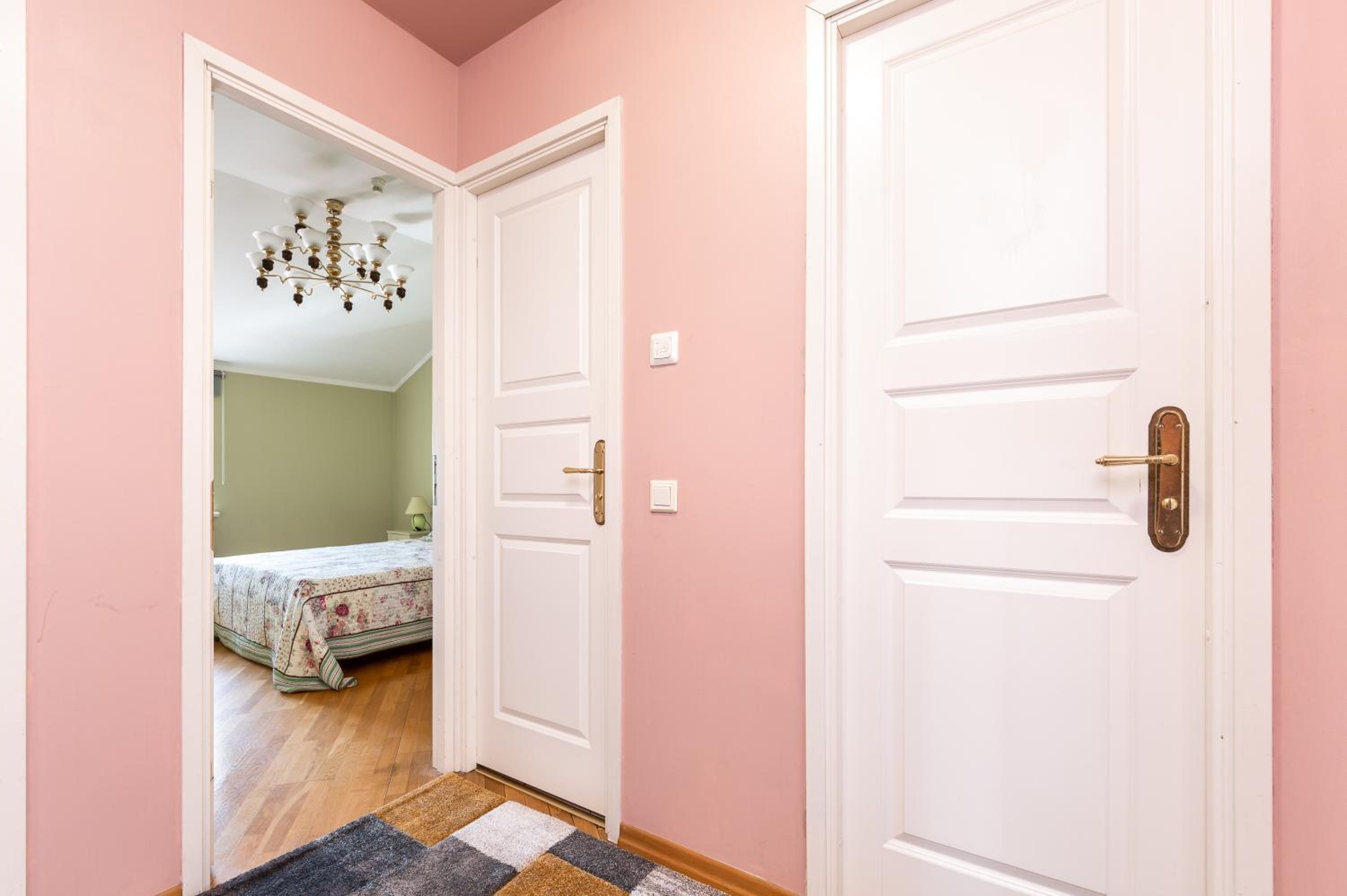 Two-Bedroom Apartment - Photo 16