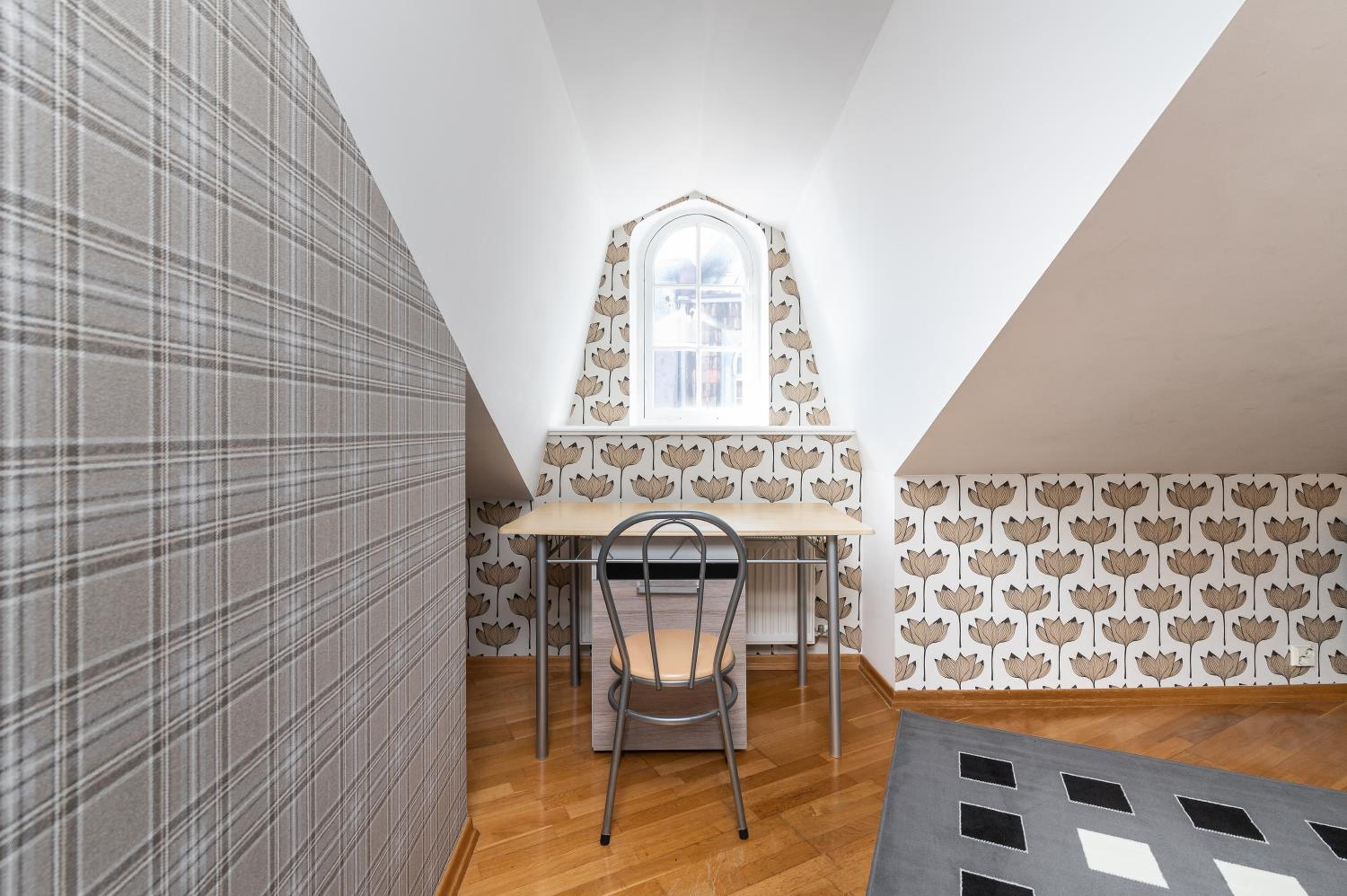 Two-Bedroom Apartment - Photo 18