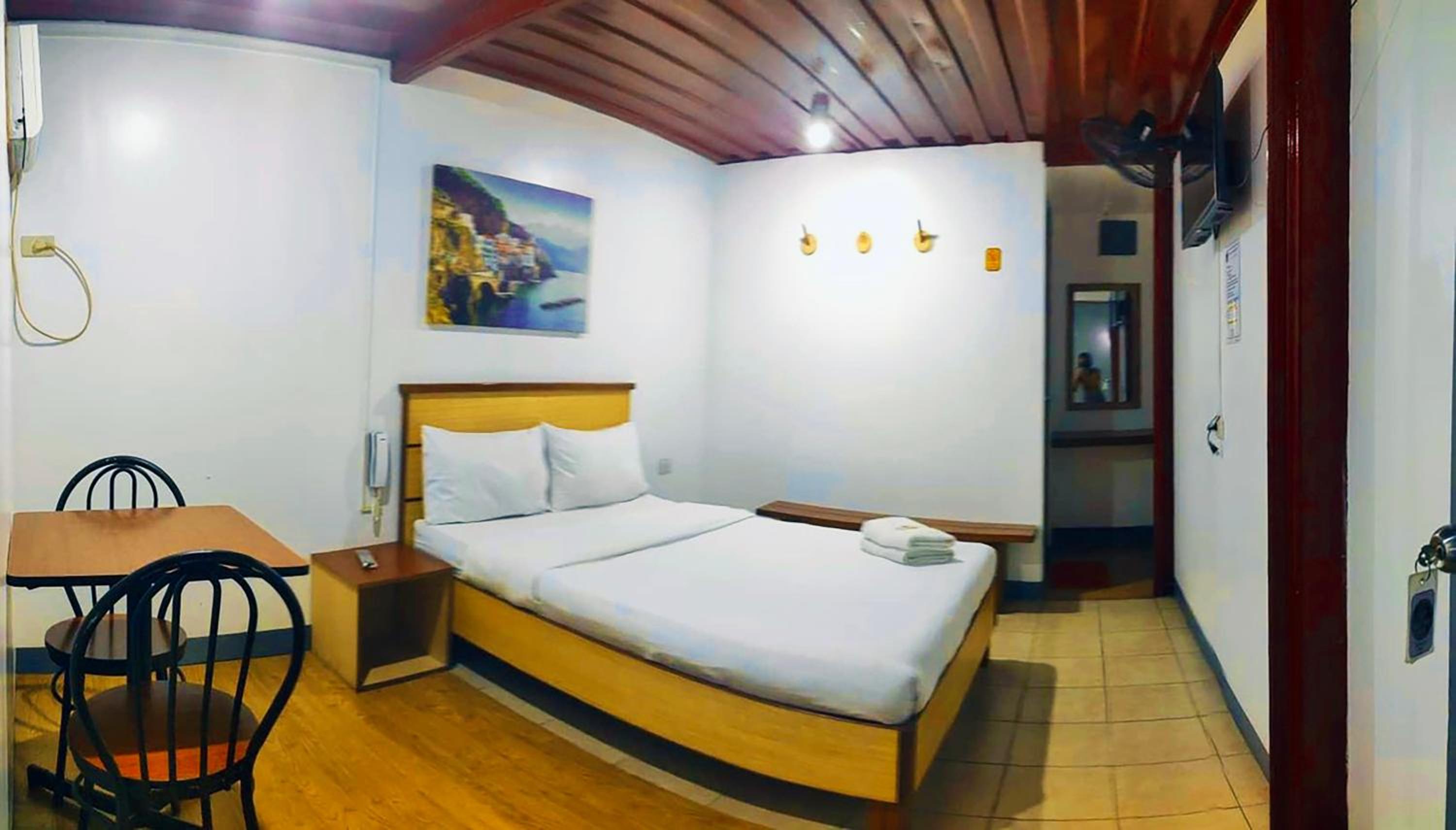 Deluxe Double Room - Photo 1