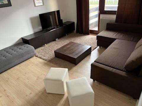 One-Bedroom Apartment - Photo 9