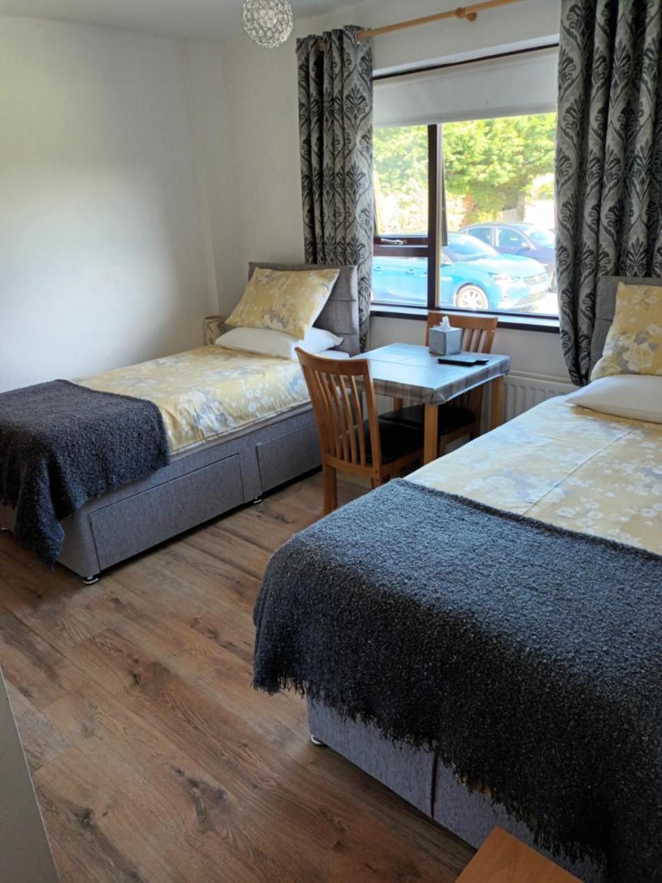Twin Room - Photo 1
