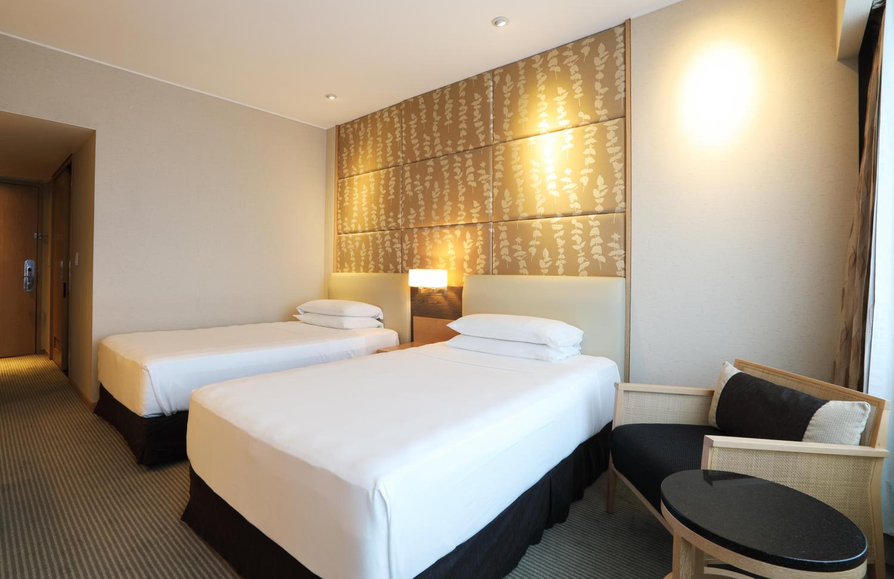 Twin Room - Photo 4