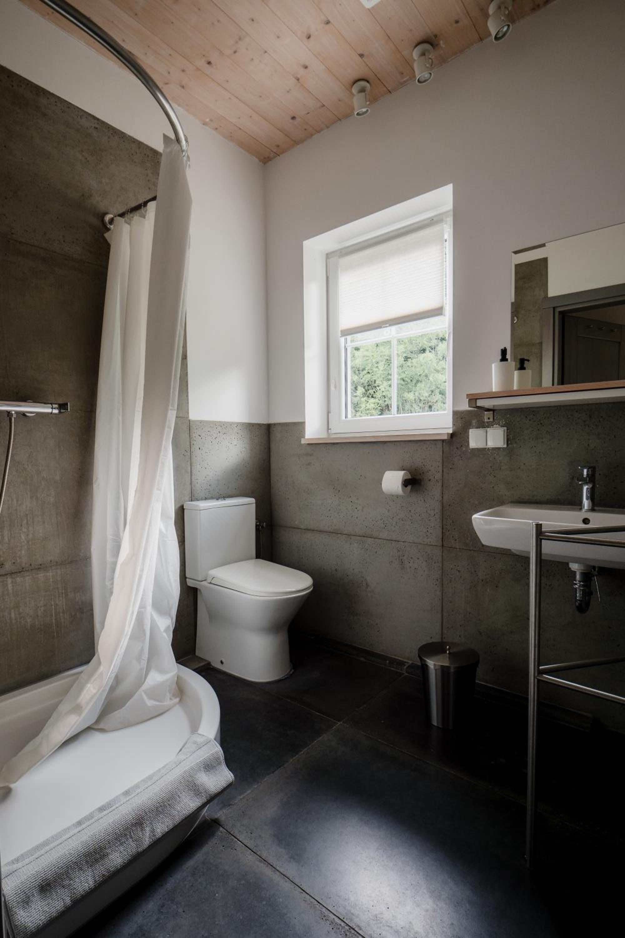 Double Room with Private Bathroom photo 2