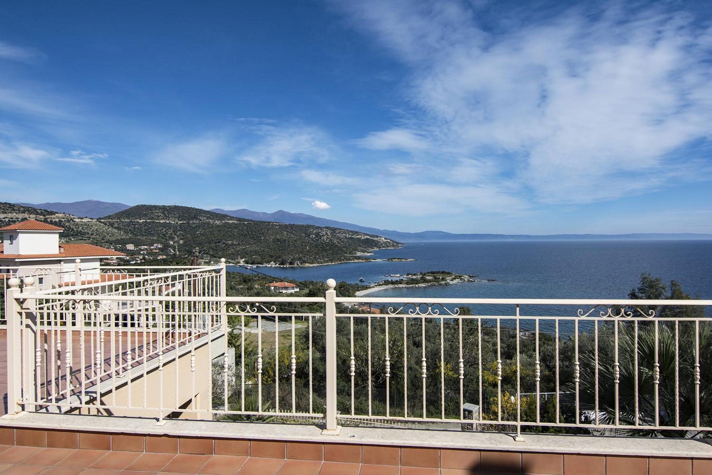 Studio Apartment With Sea View photo 3
