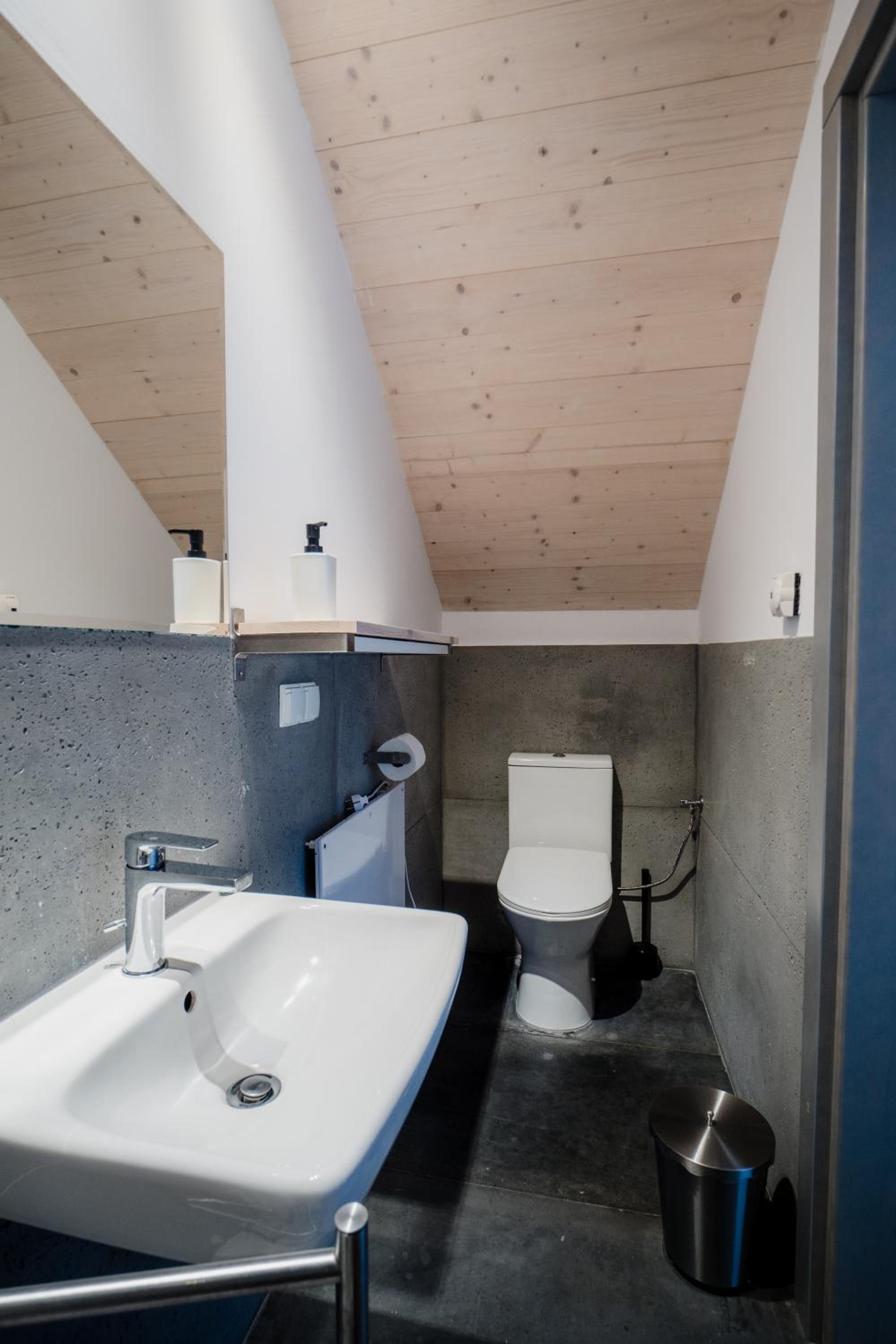 Triple Room with Bathroom photo 3