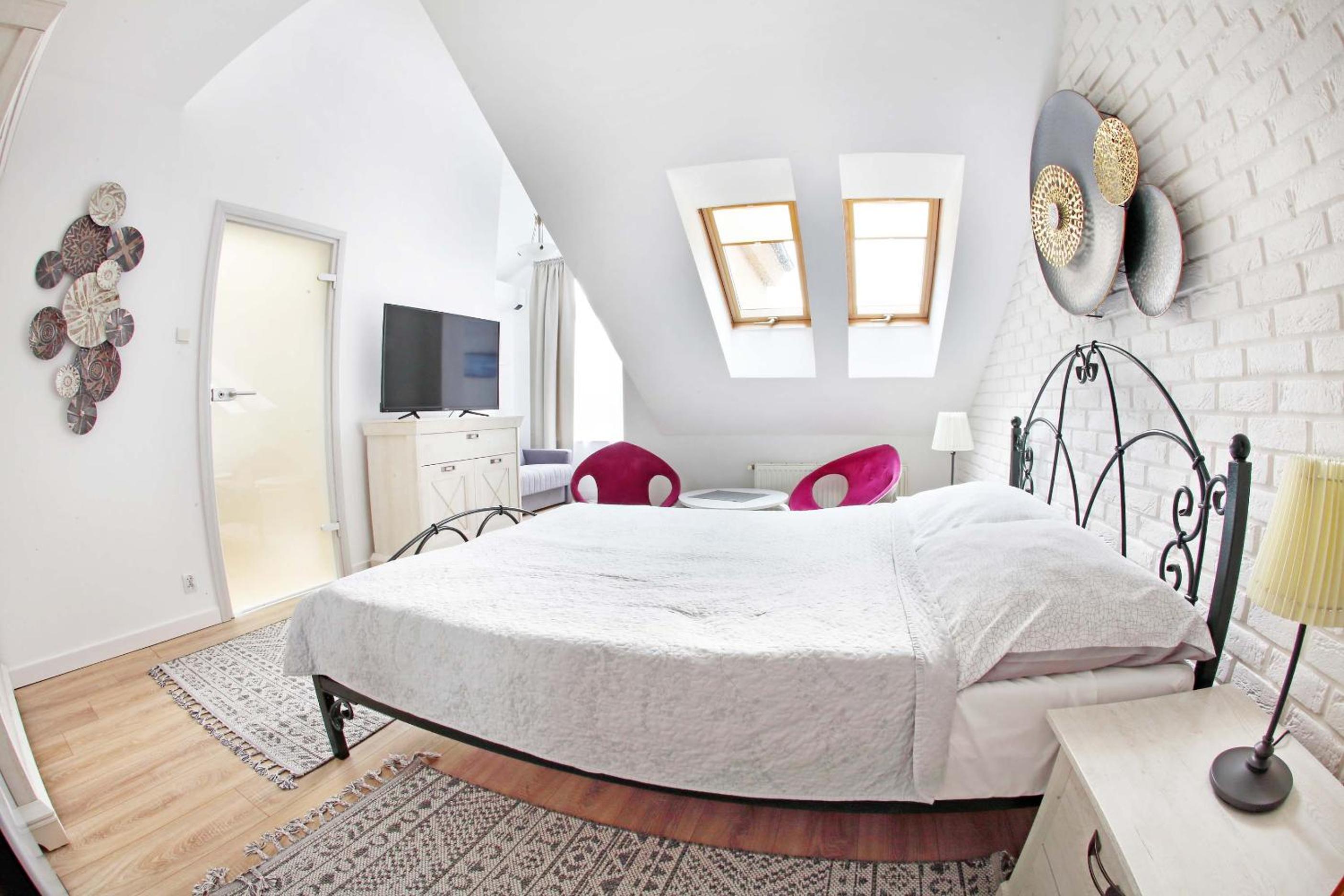 Triple Room - Photo 6