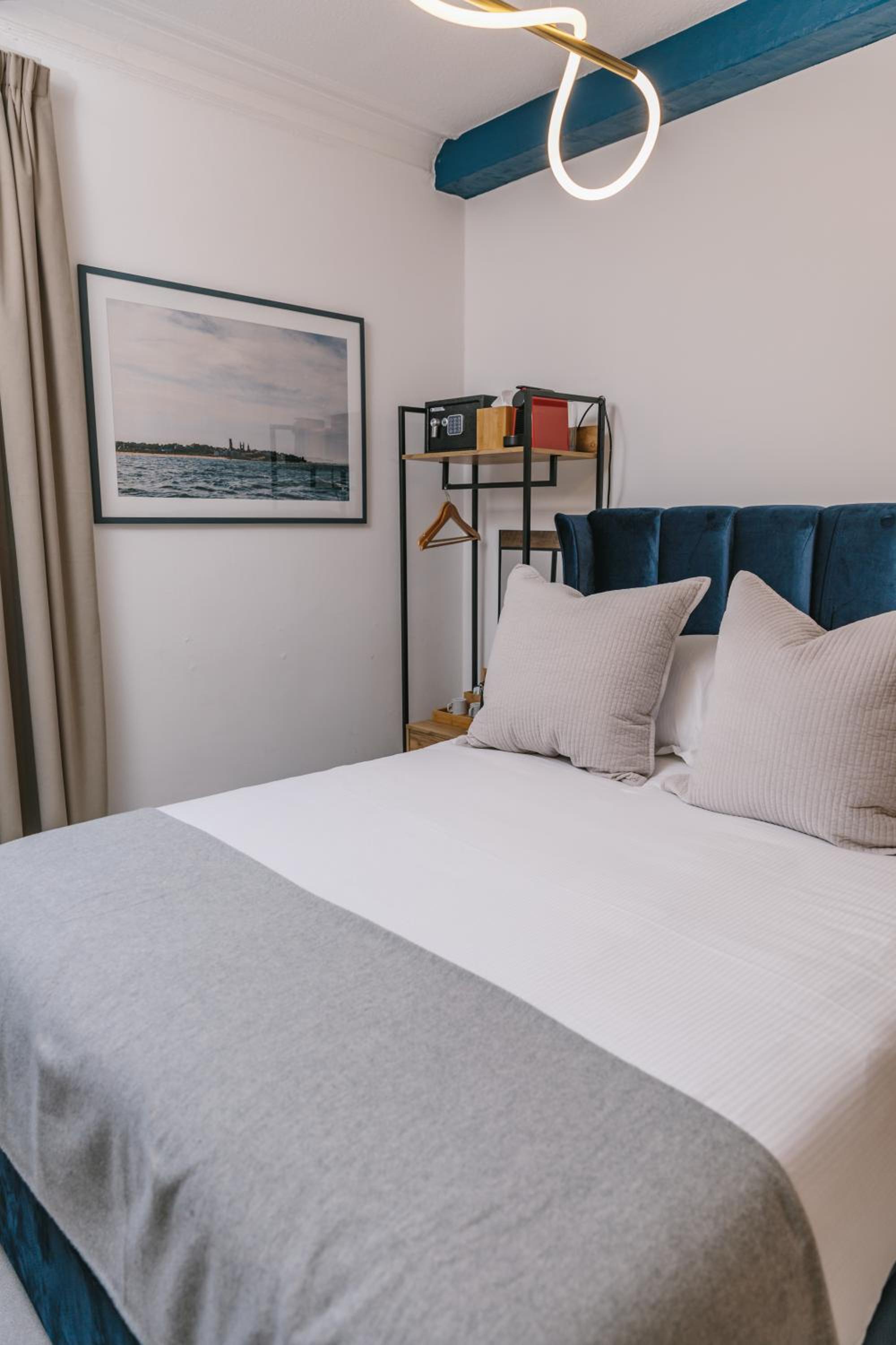 Small Double Room - Photo 1
