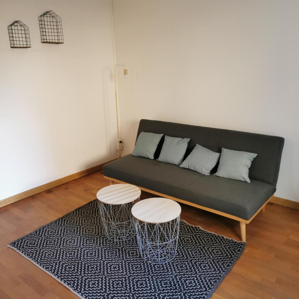 One-Bedroom Apartment - Photo 16