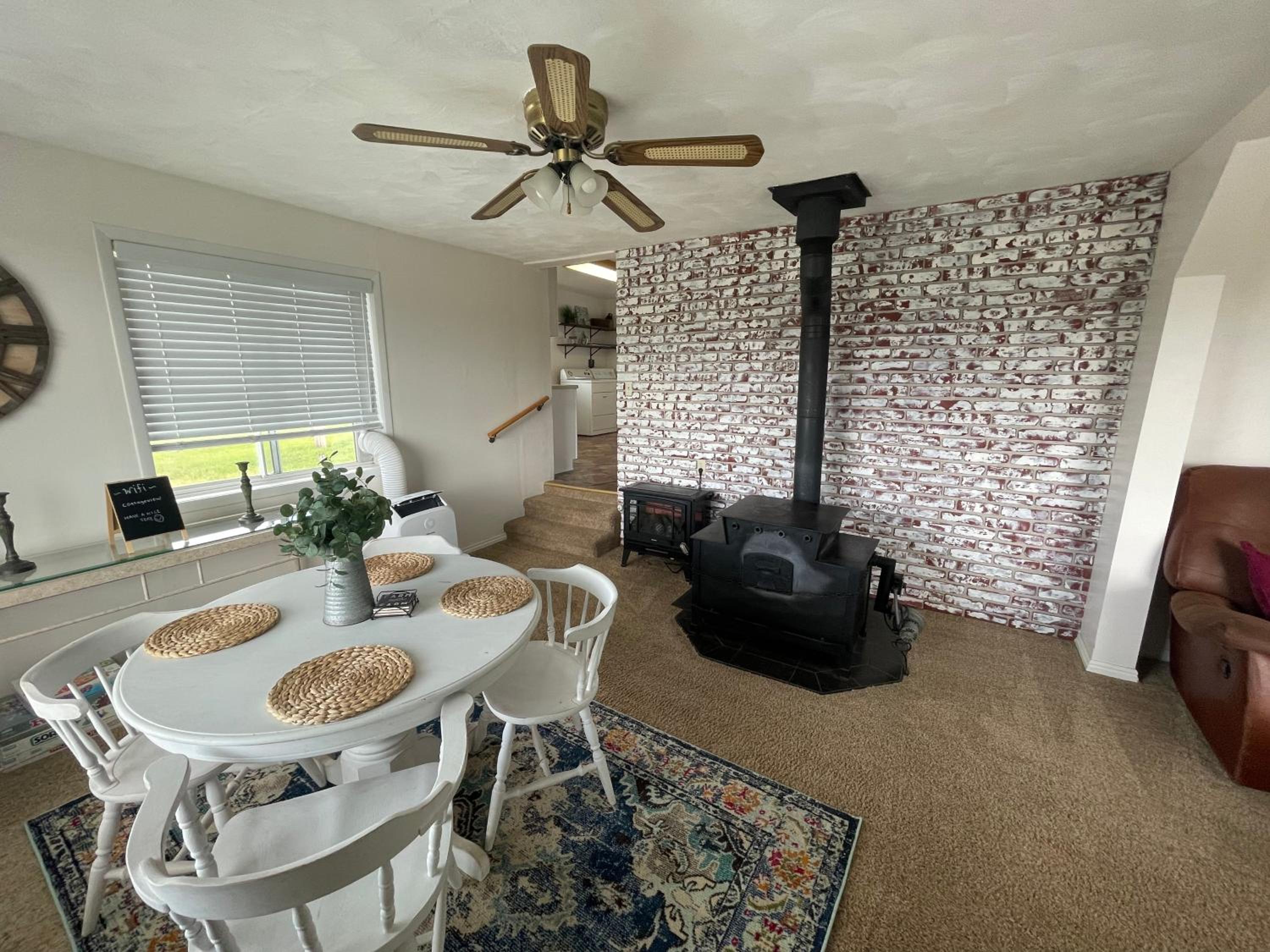 Two-Bedroom House - Photo 15