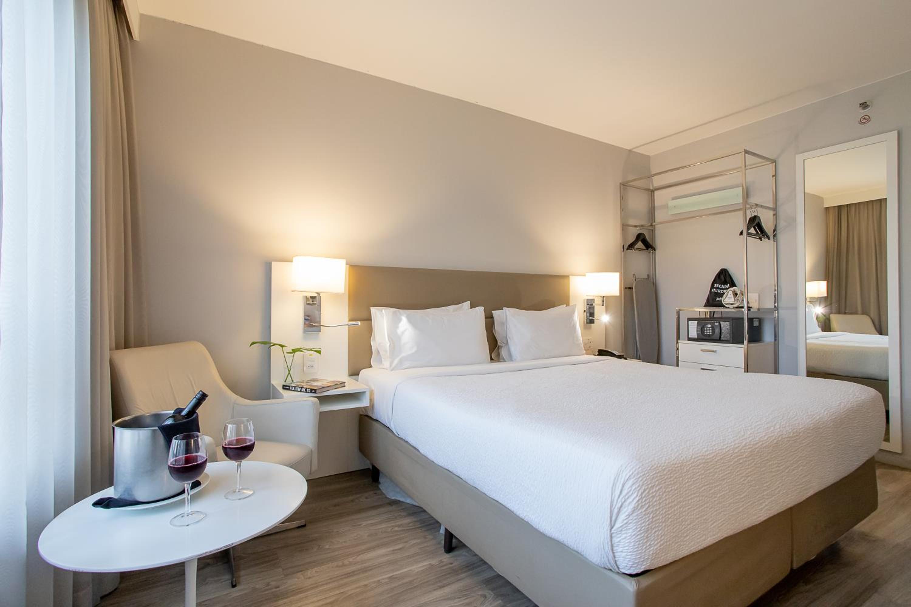 Available room