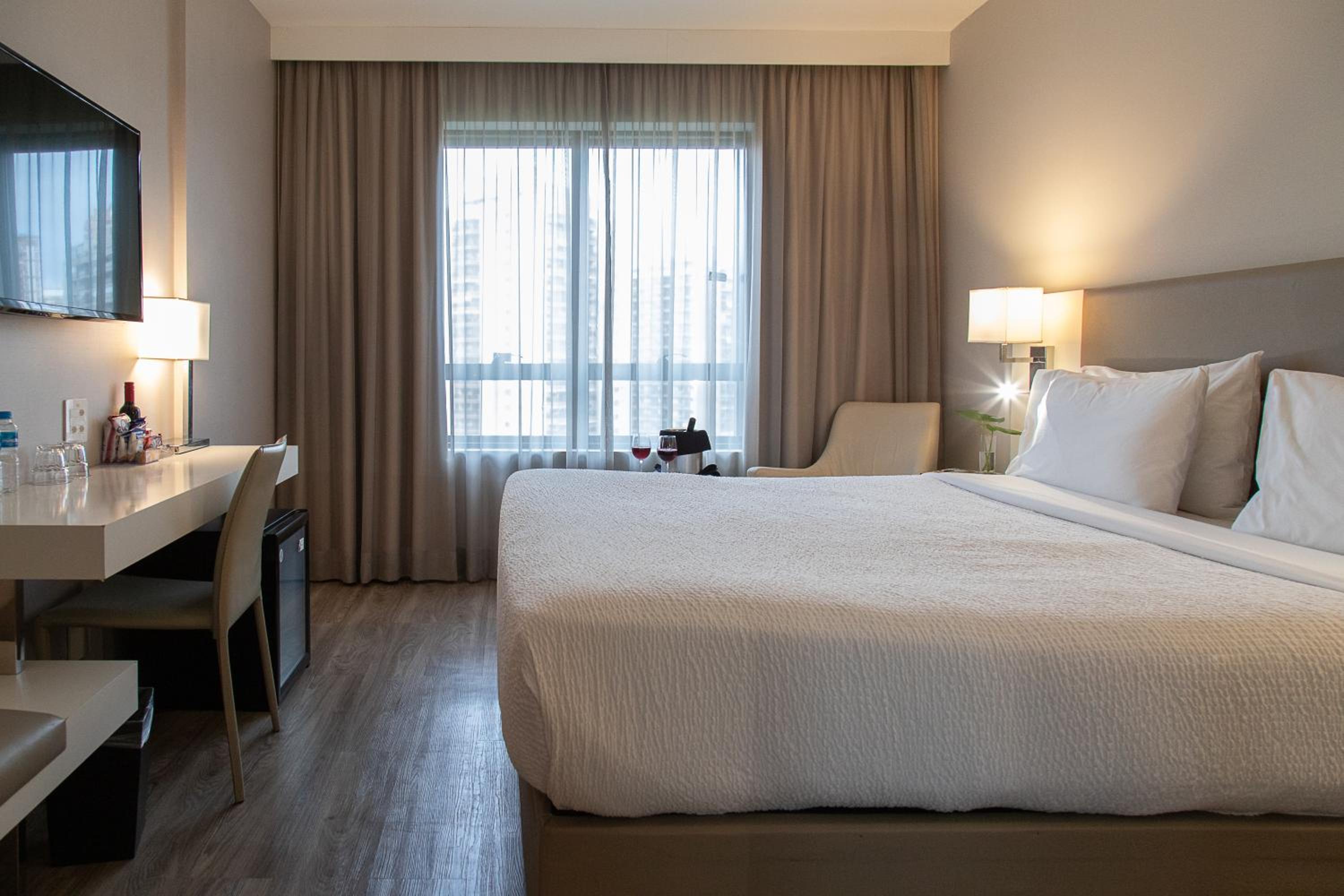 Available room