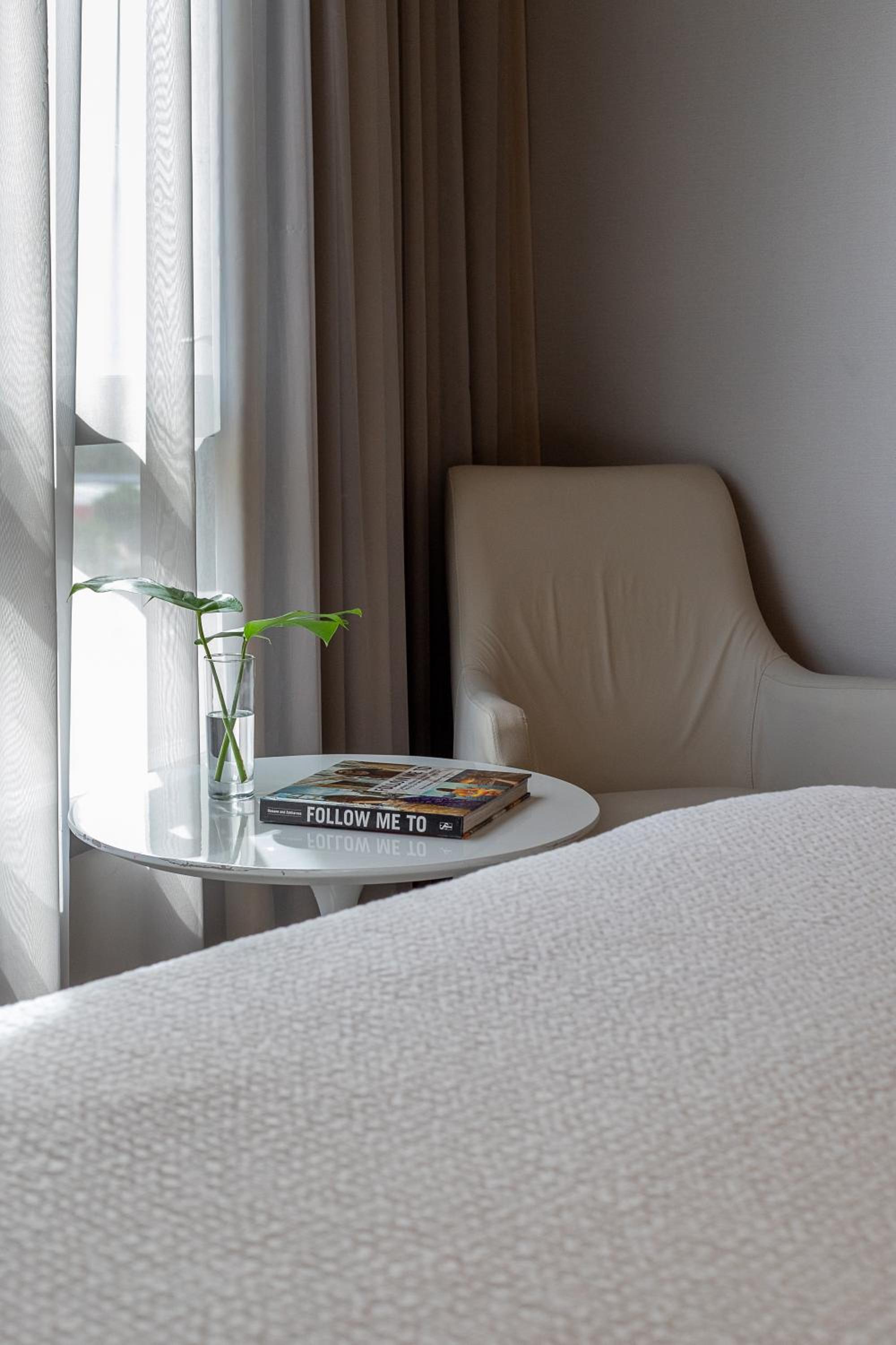 Superior Triple Room with 03 Single Beds