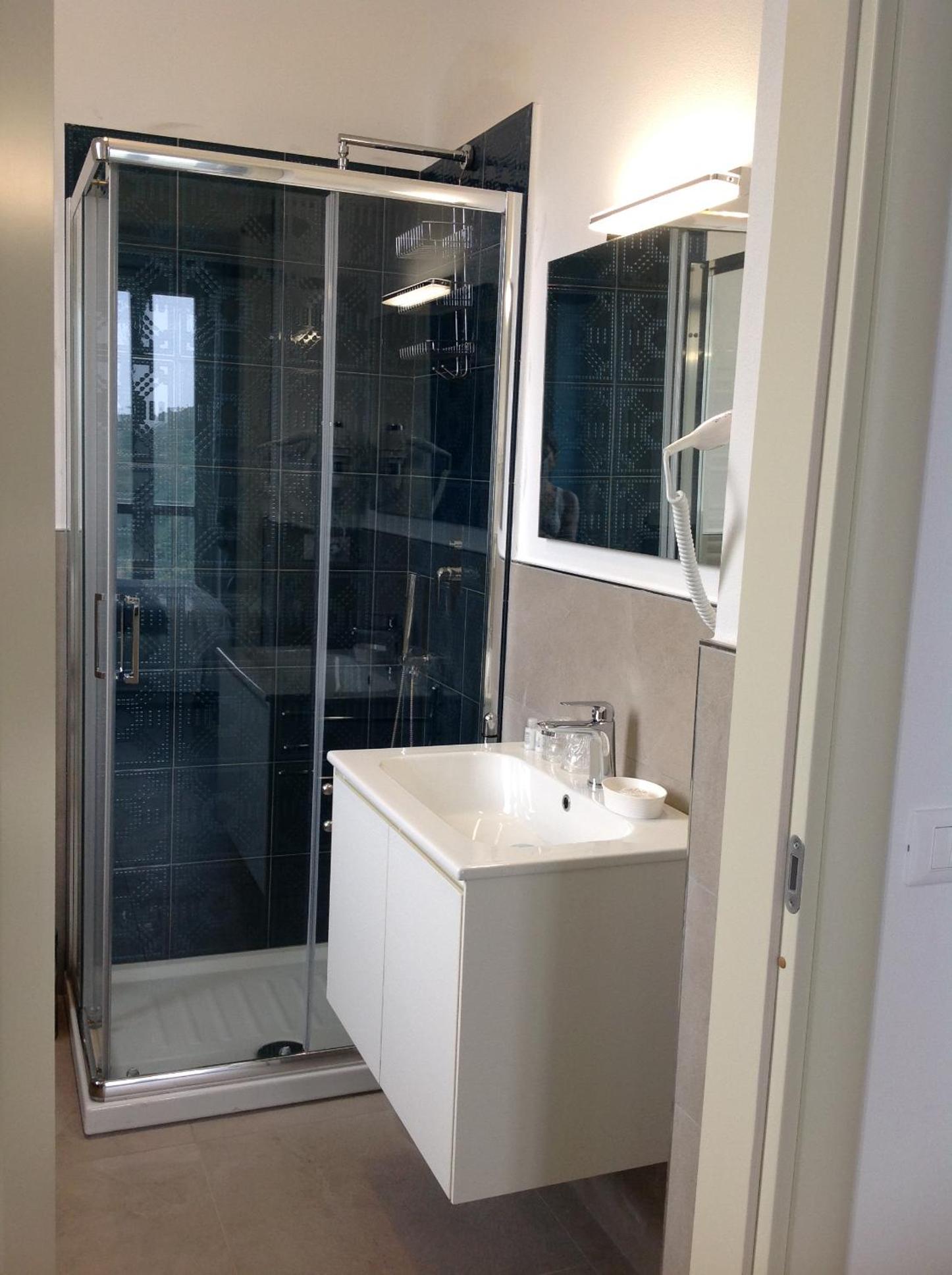 Deluxe Double Room with Sea View photo 3