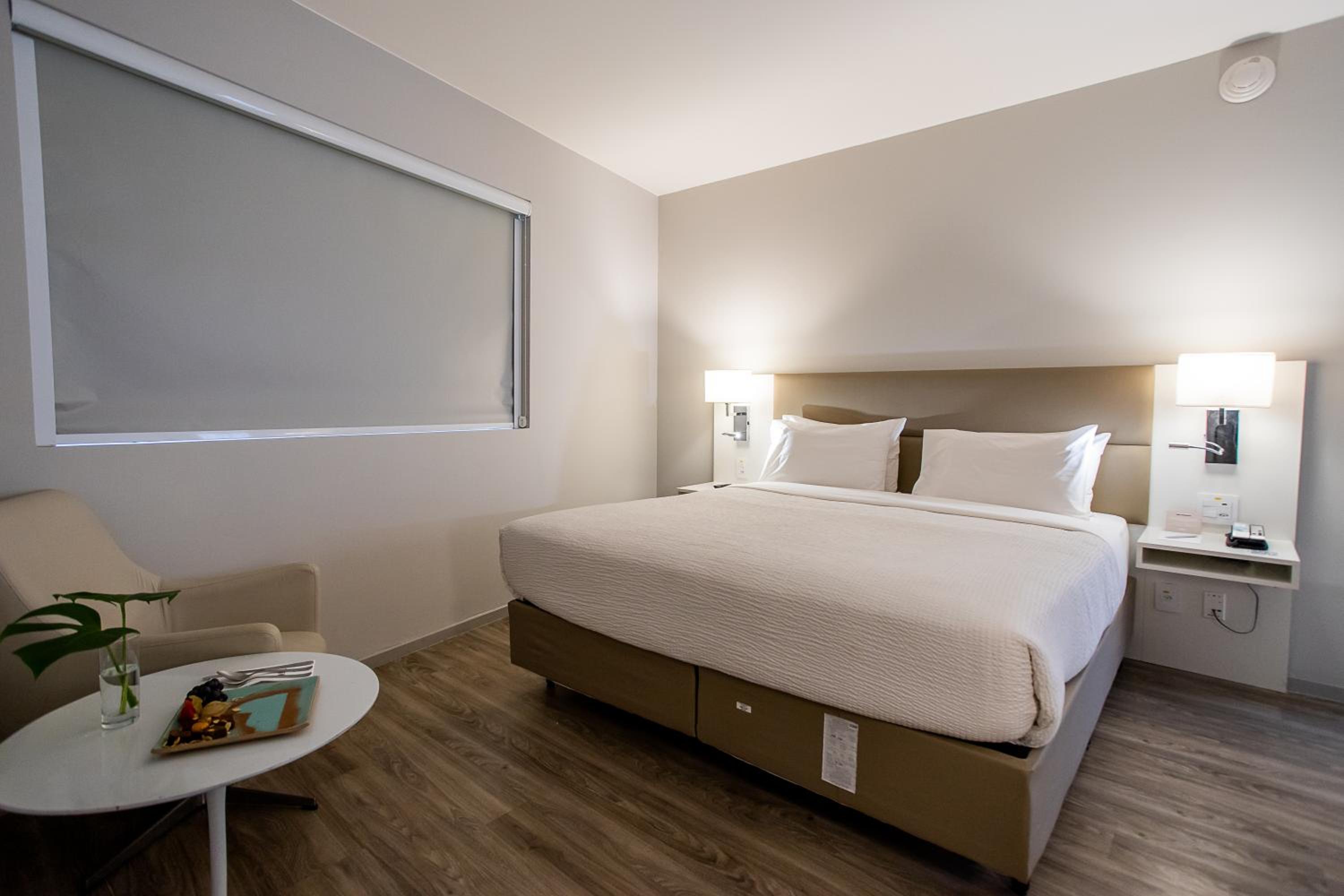 Luxury King Room