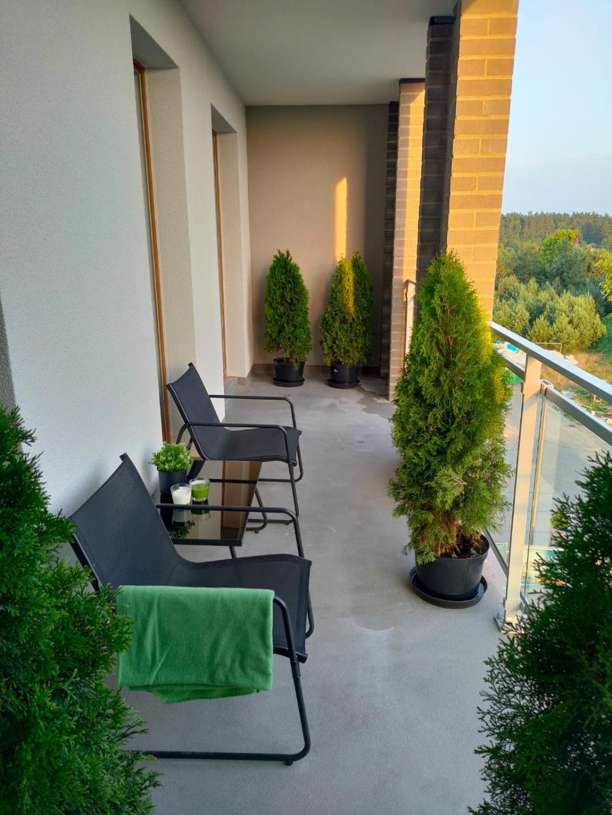 One-Bedroom Apartment - Photo 1