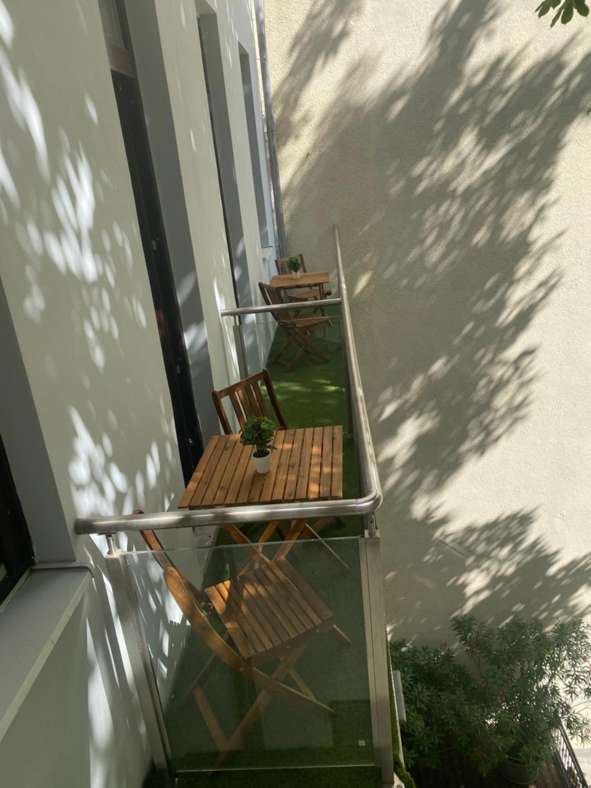 Double Room with Balcony - Photo 3