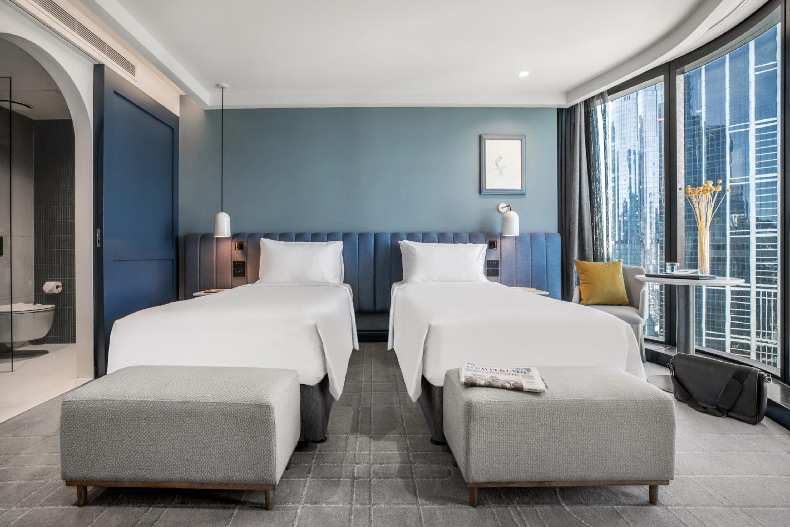 Premium Room with Two Single Beds - Photo 1