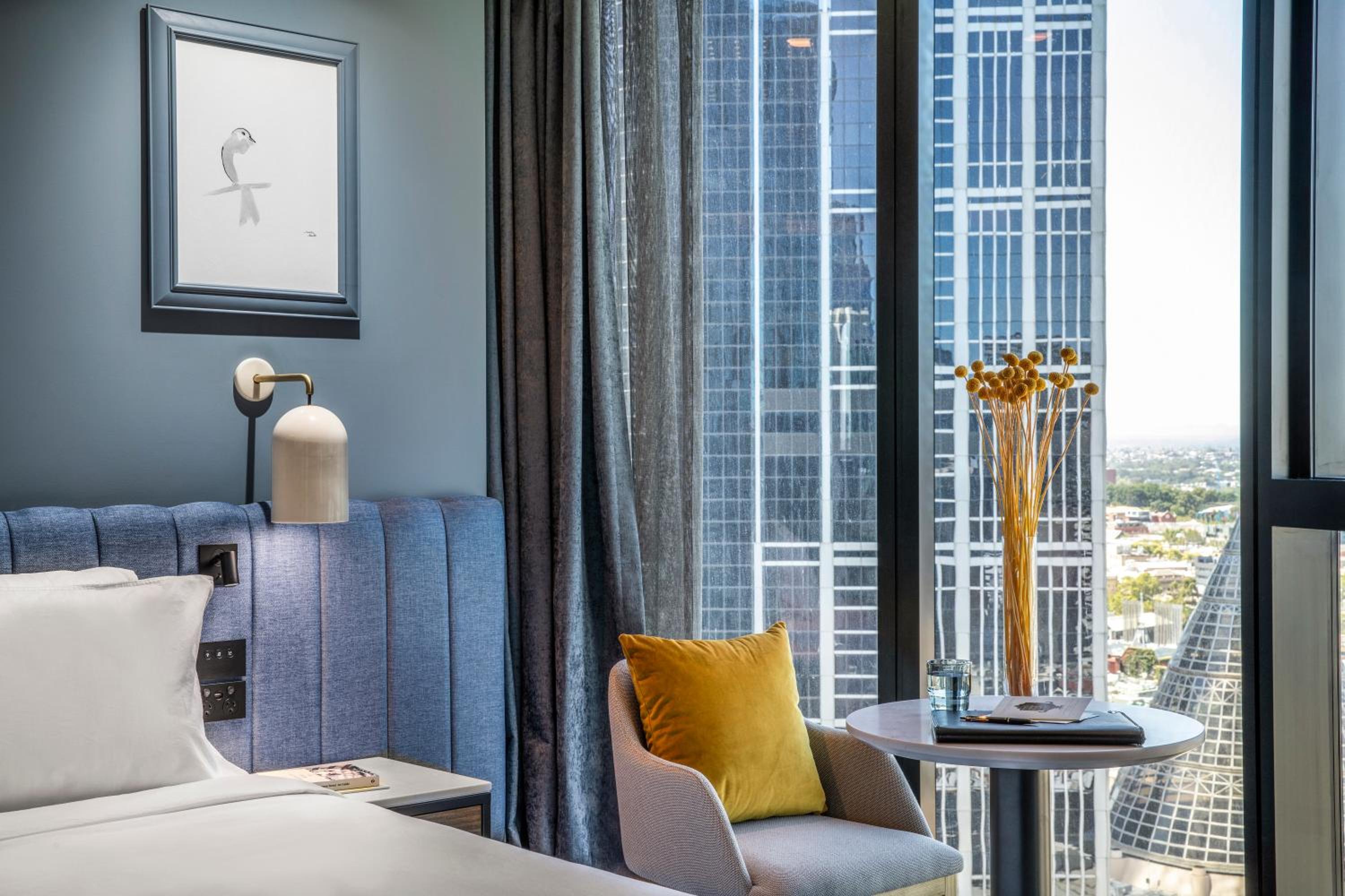 Premium Room with Two Single Beds - Photo 8
