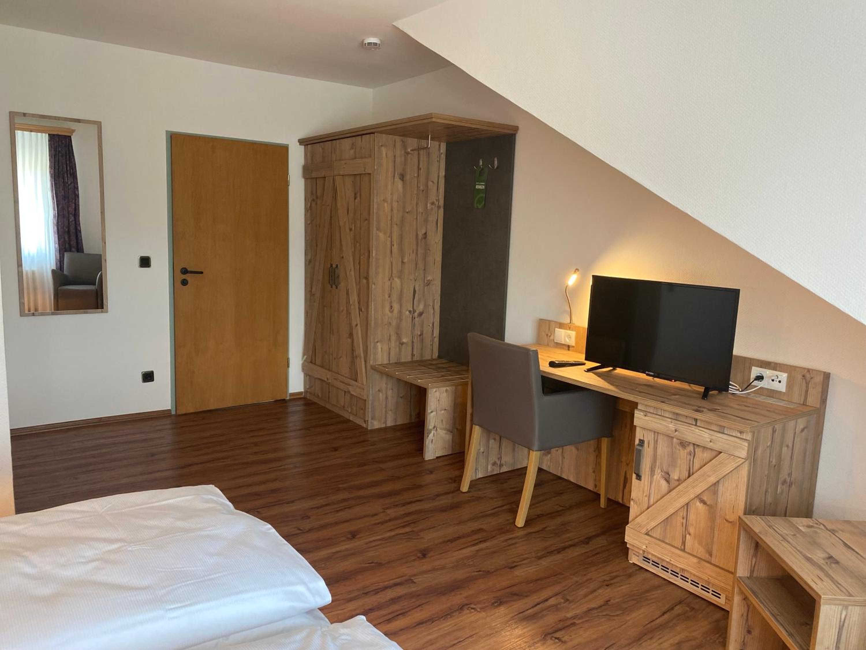 Deluxe Double Room - Photo 4