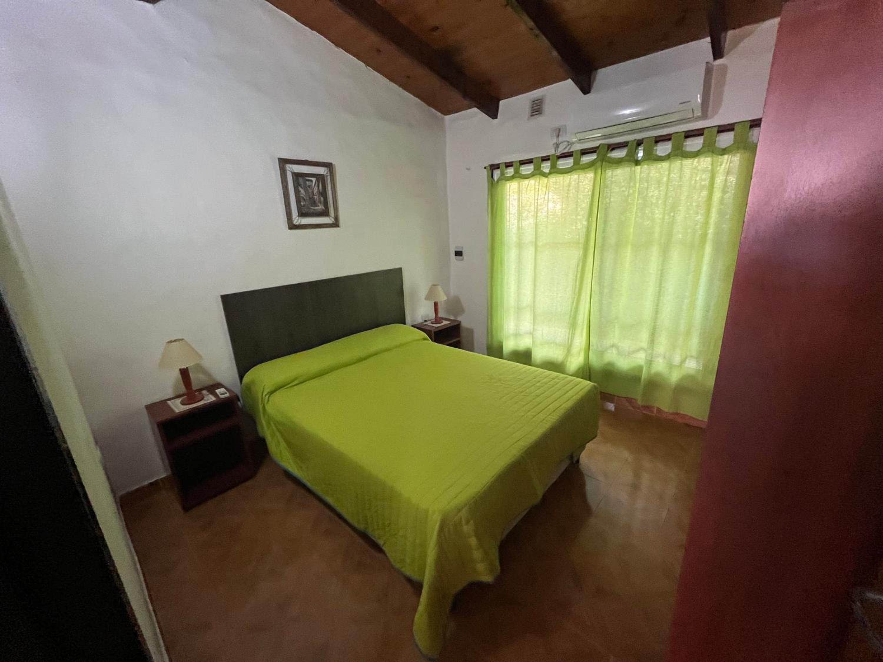 One-Bedroom House photo 1