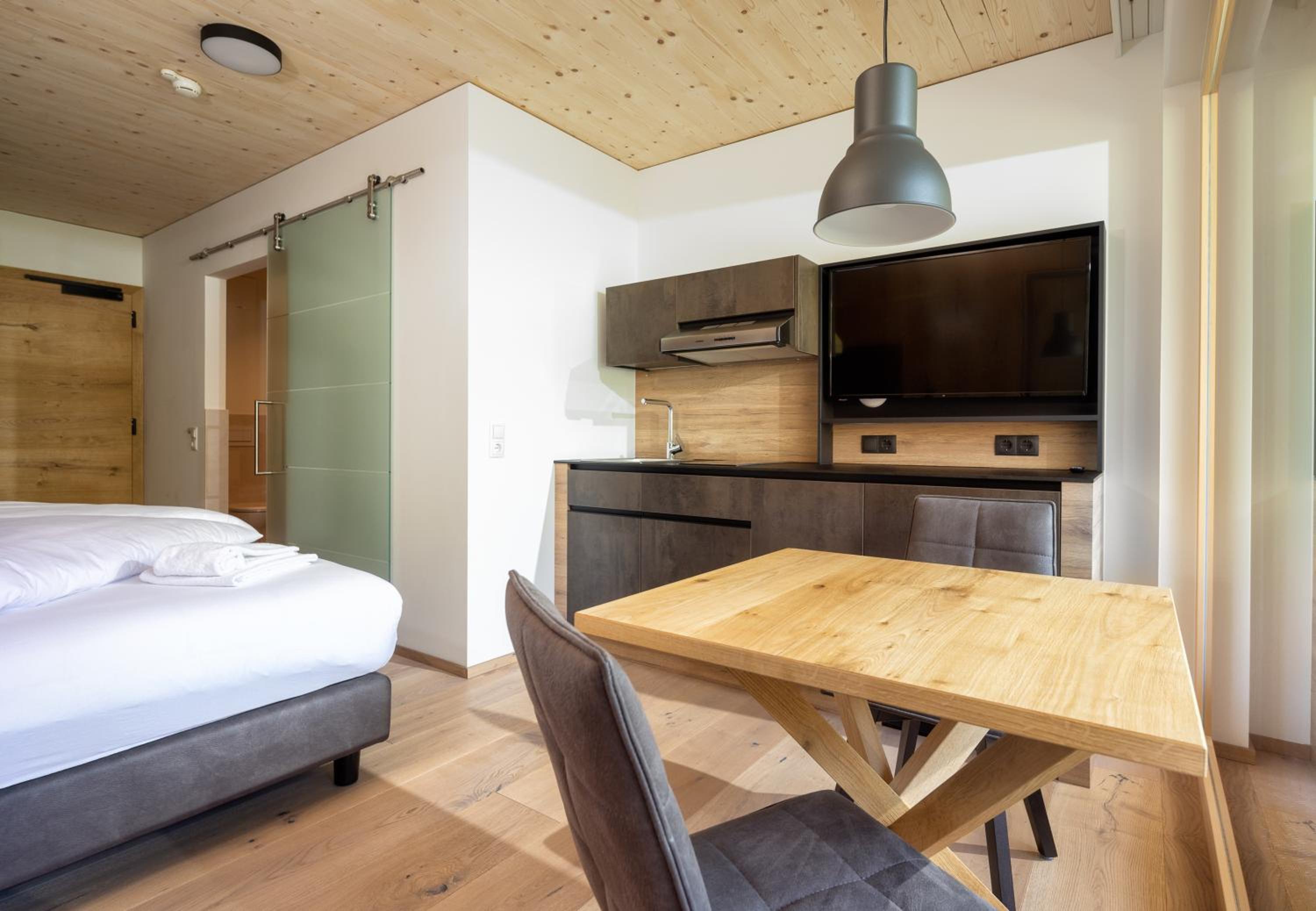 One-Bedroom Studio with Garden Terrace photo 1