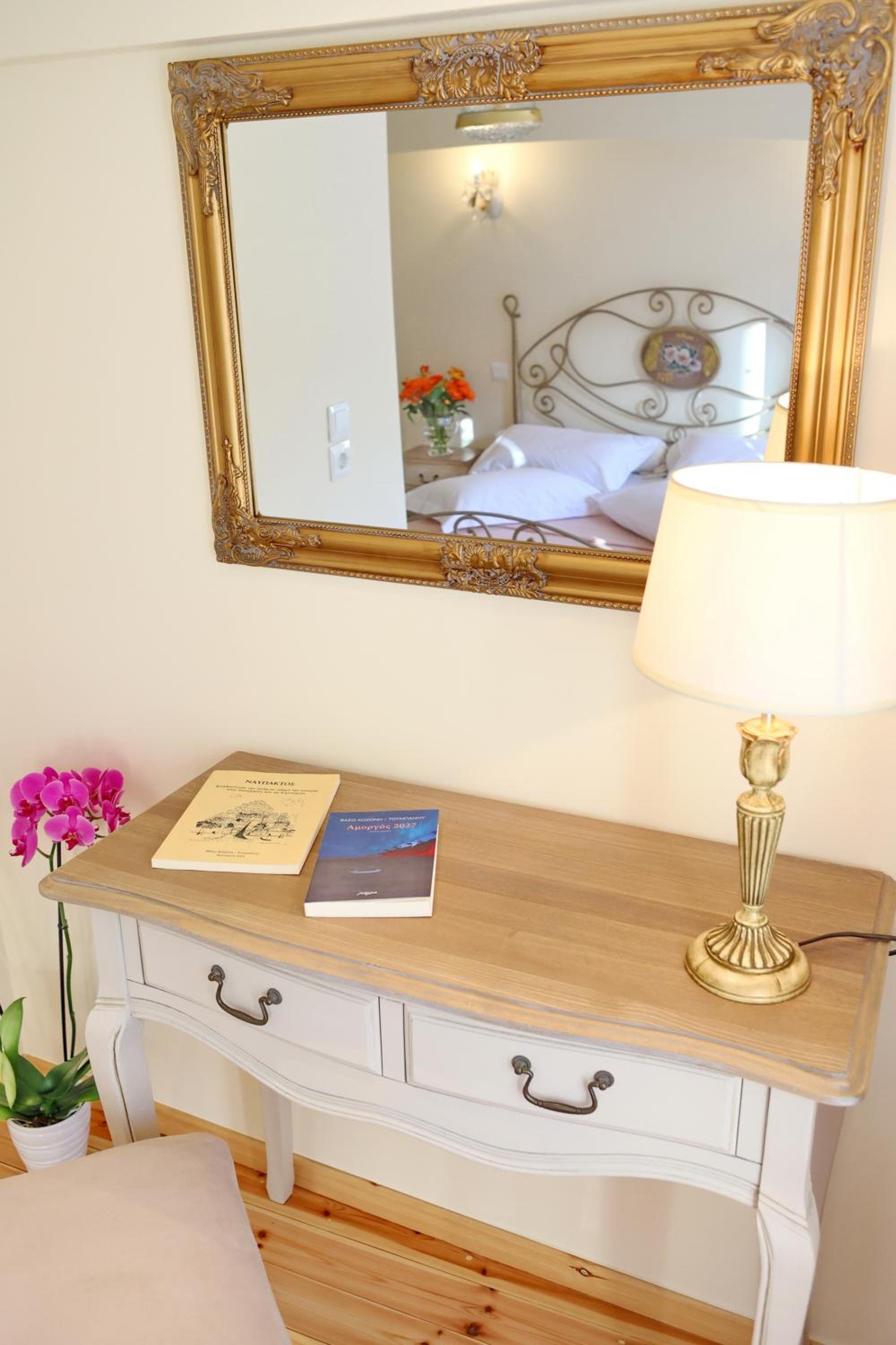 Queen Room - Photo 2