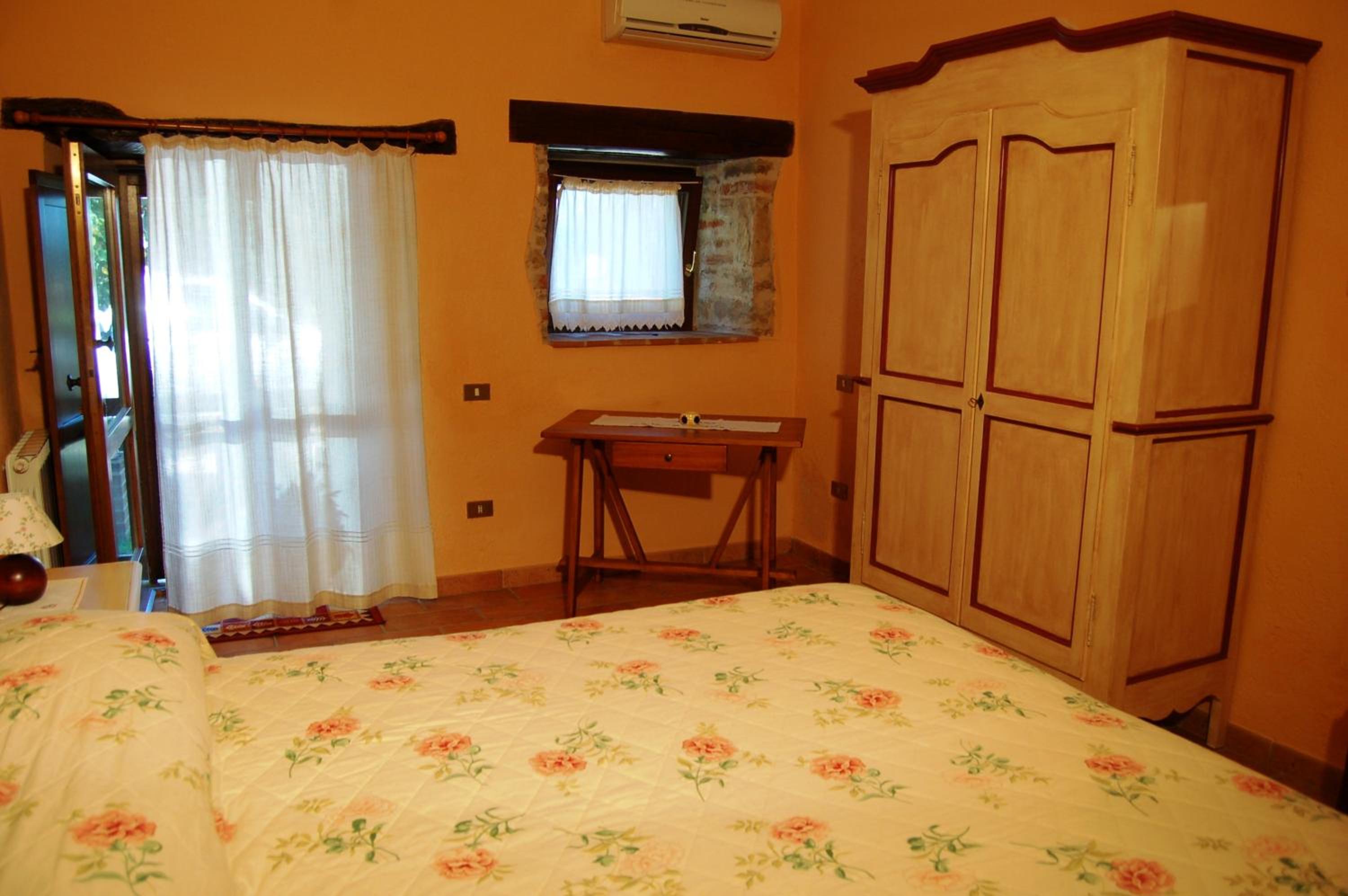 Superior One-Bedroom Apartment photo 1