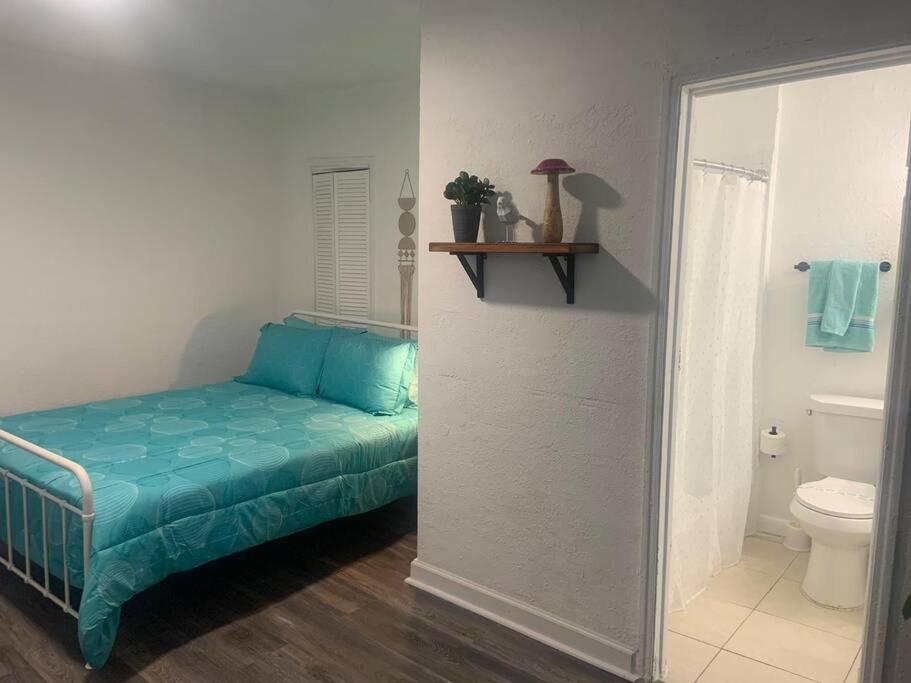 One-Bedroom House photo 2
