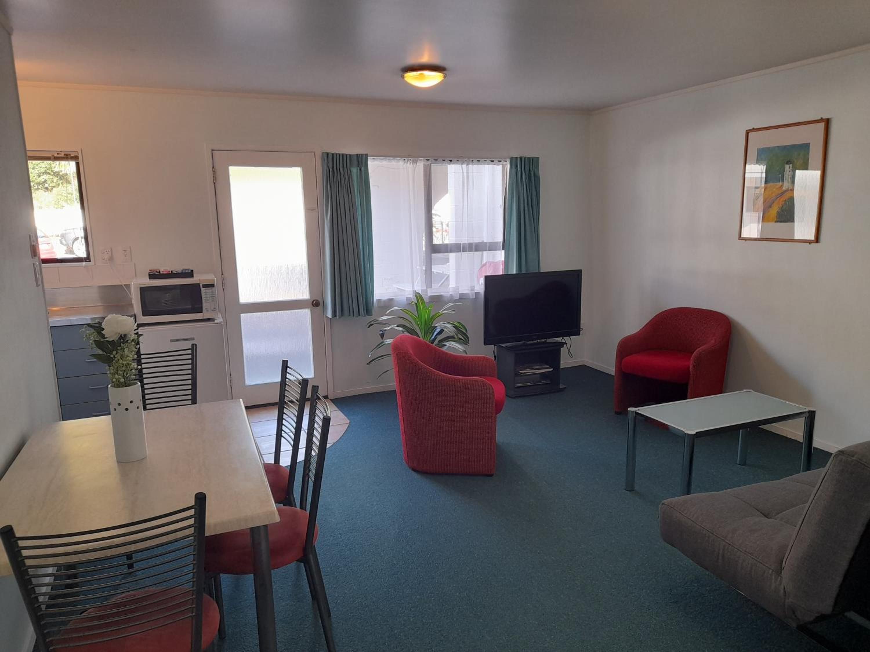 Two-Bedroom Apartment - Photo 14