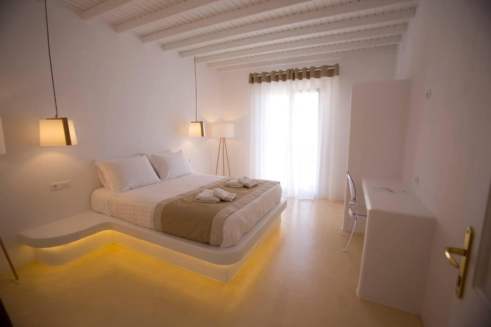 Junior Suite with Sea View - Photo 8