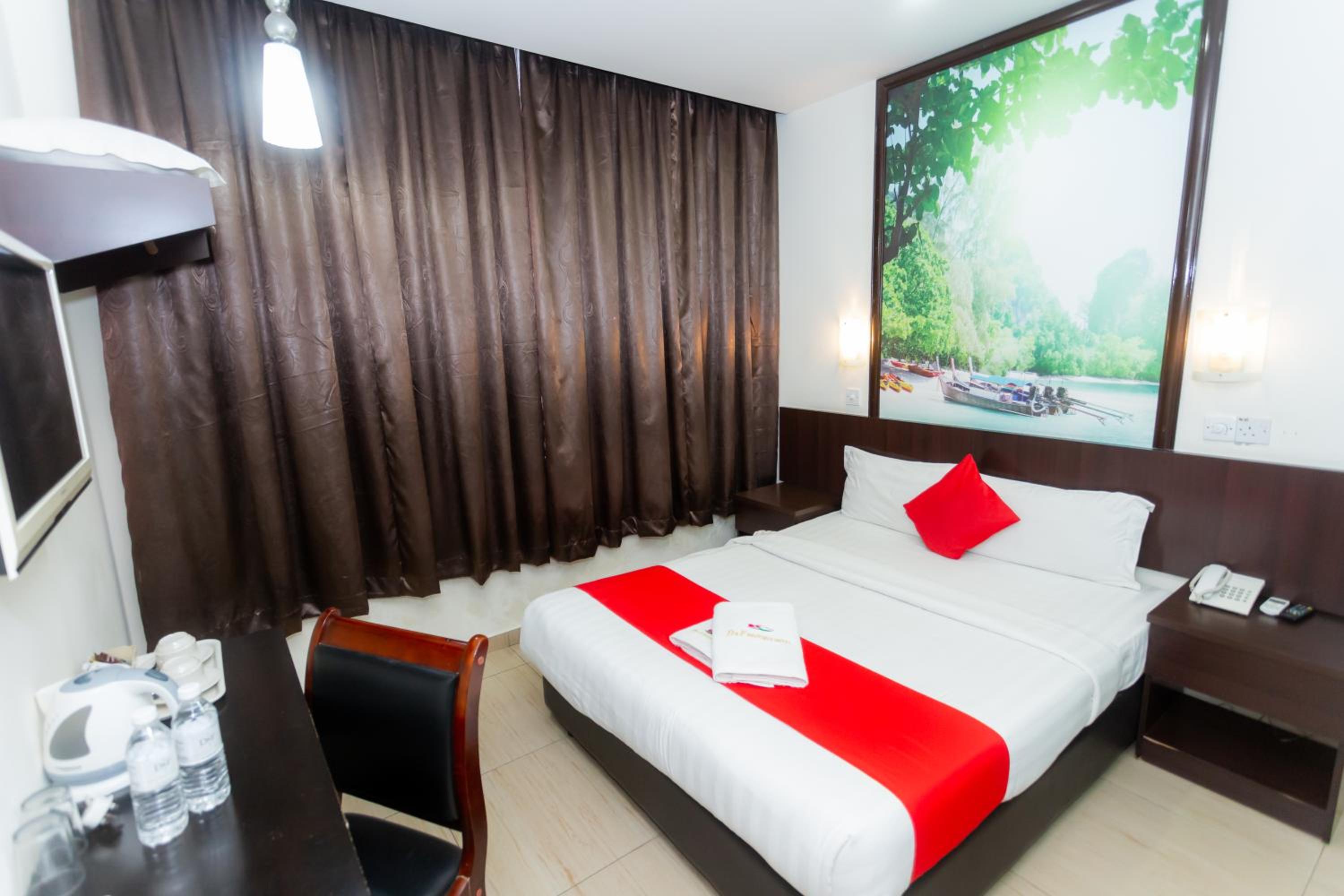 Standard Queen Room photo 1