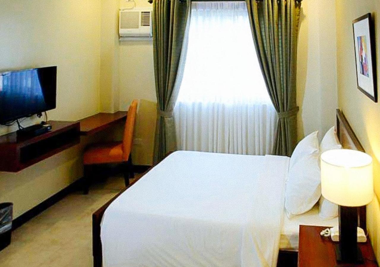 Deluxe Room - Photo 2