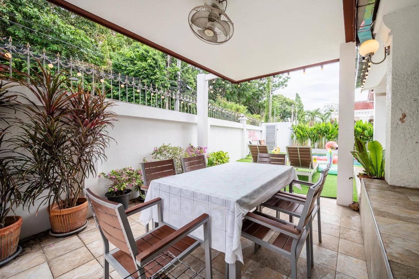 Villa - Photo 4