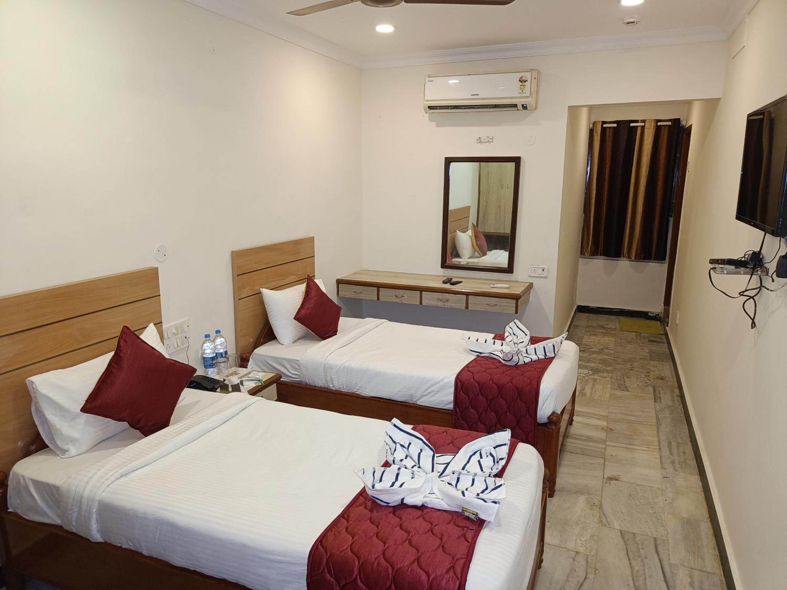 Deluxe Twin Room - Photo 5