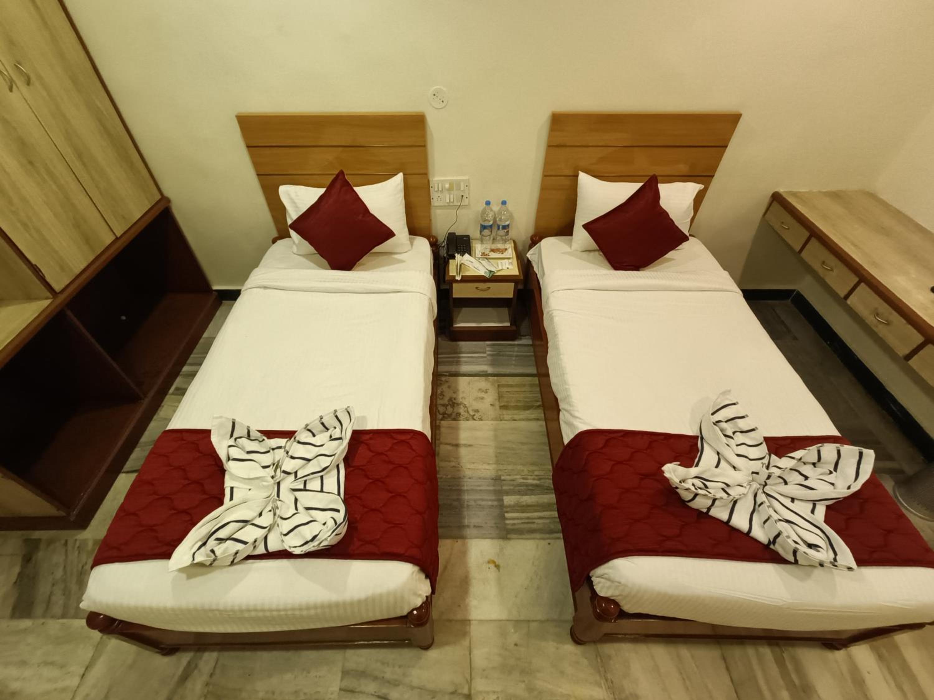 Deluxe Twin Room - Photo 4