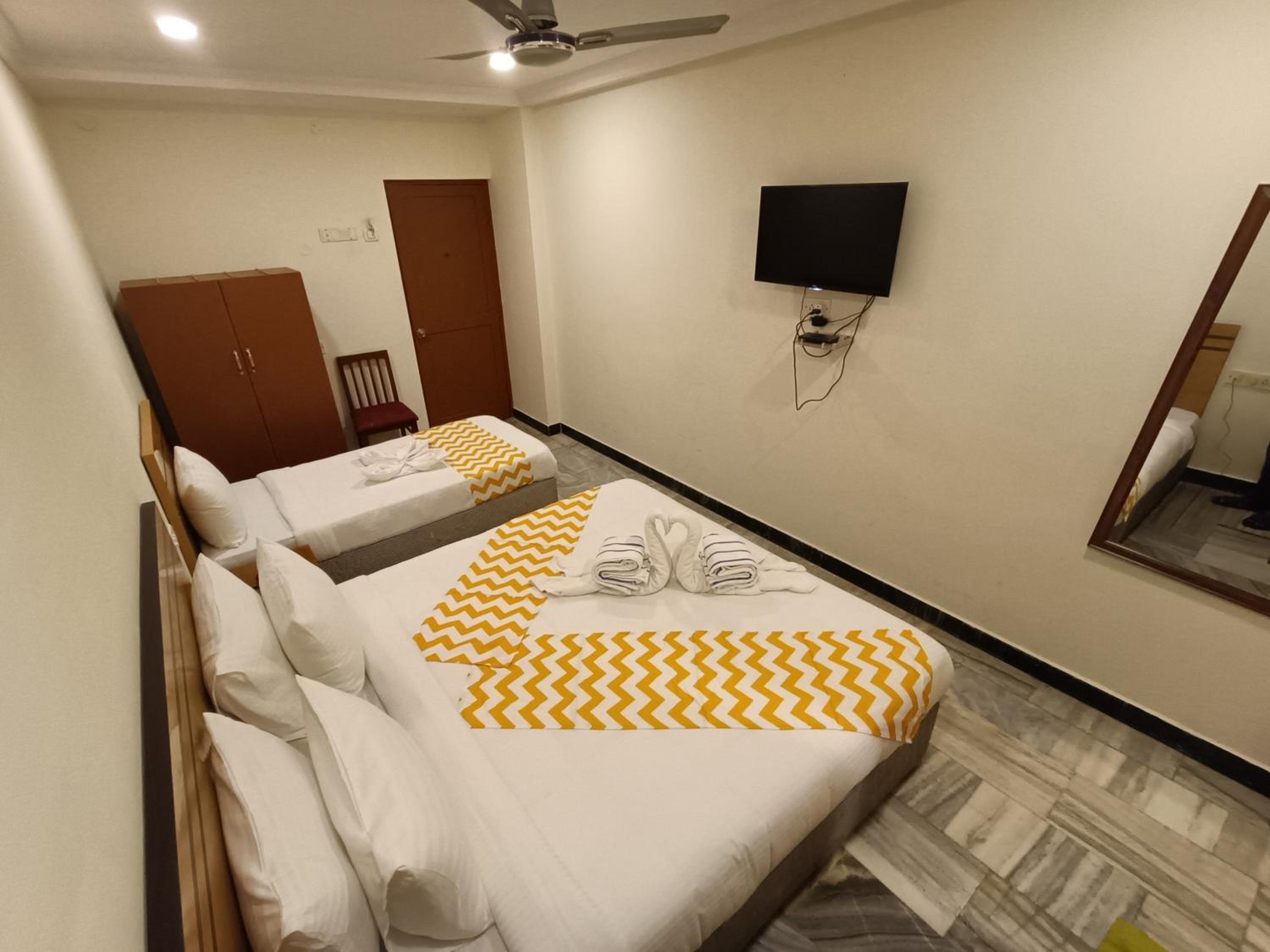 Executive Triple Room - Photo 11