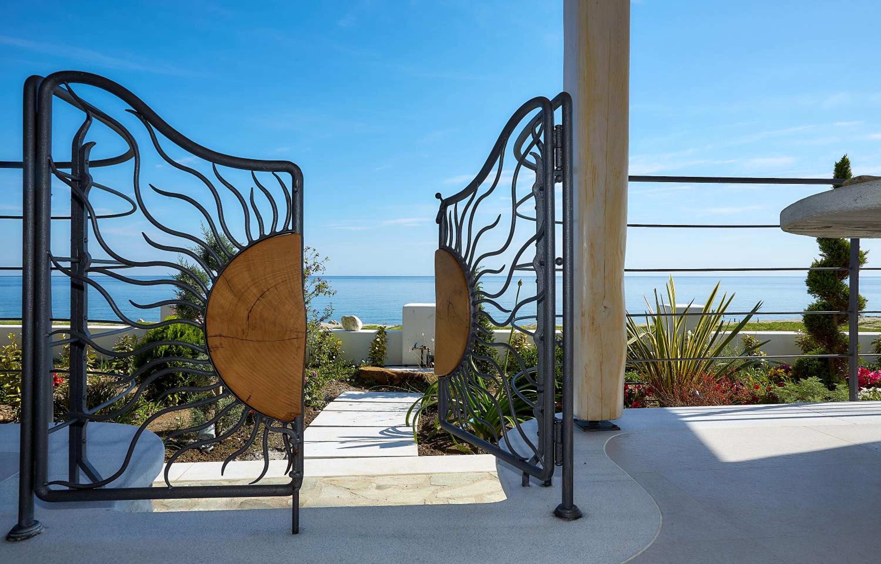 Apartment with Sea View - Photo 19
