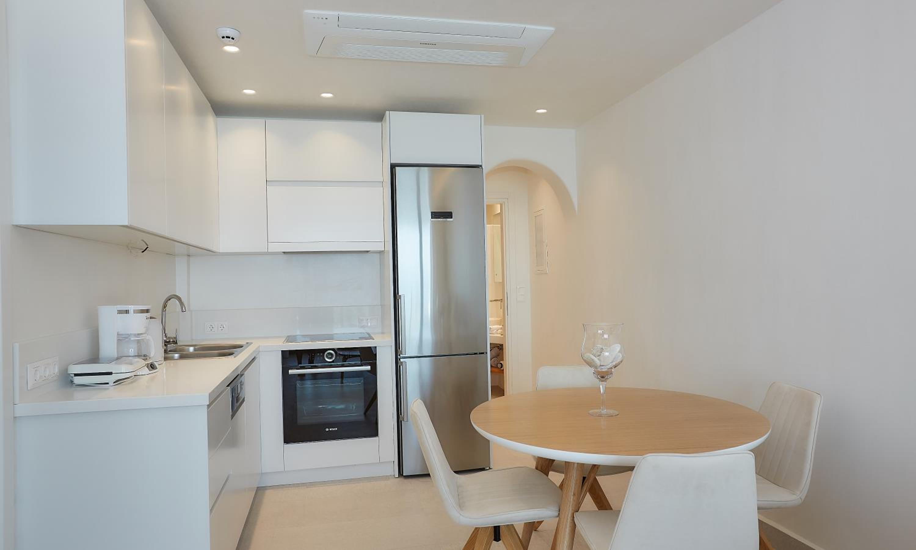 Apartment with Sea View - Photo 25