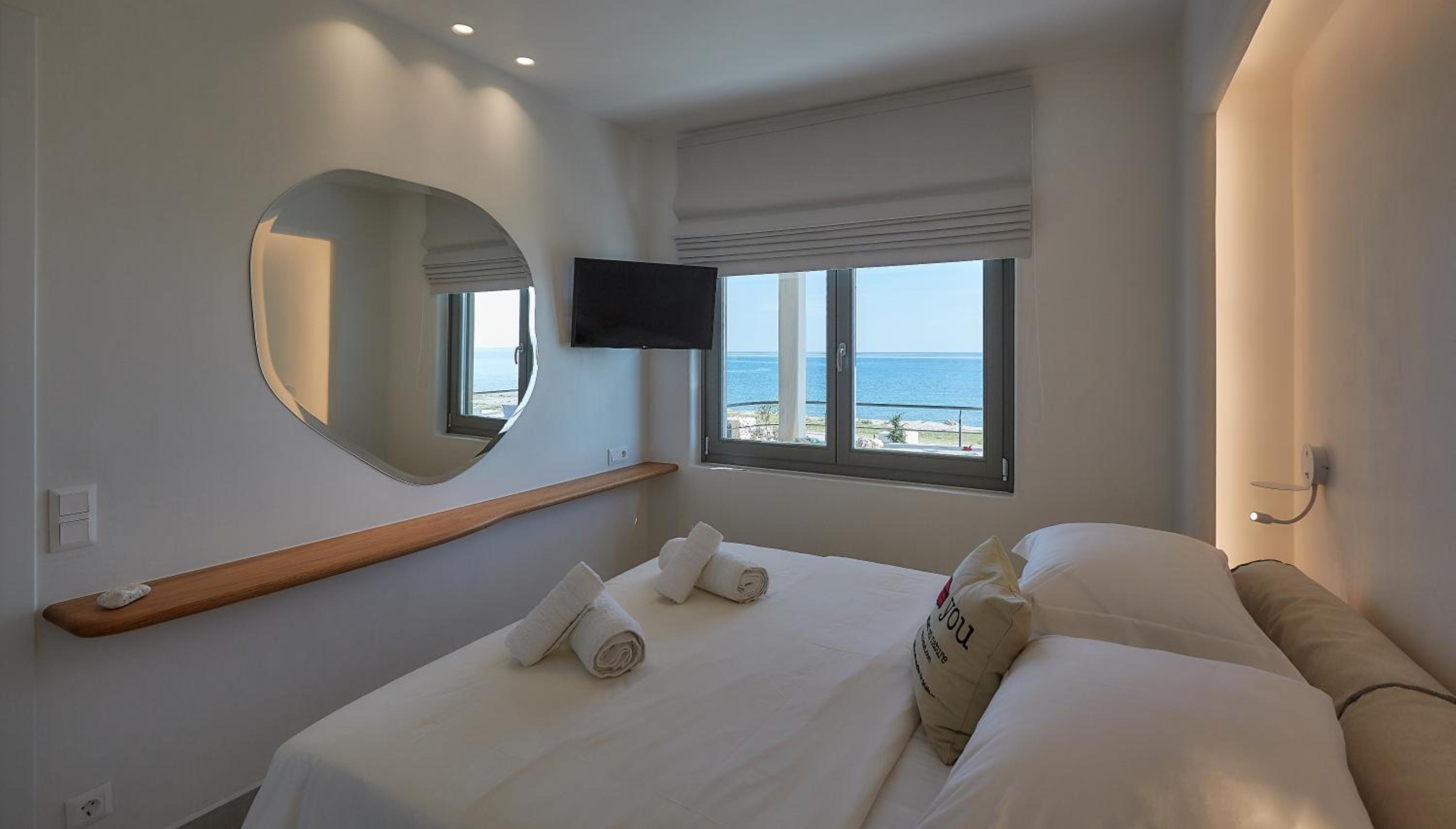 Apartment with Sea View - Photo 17