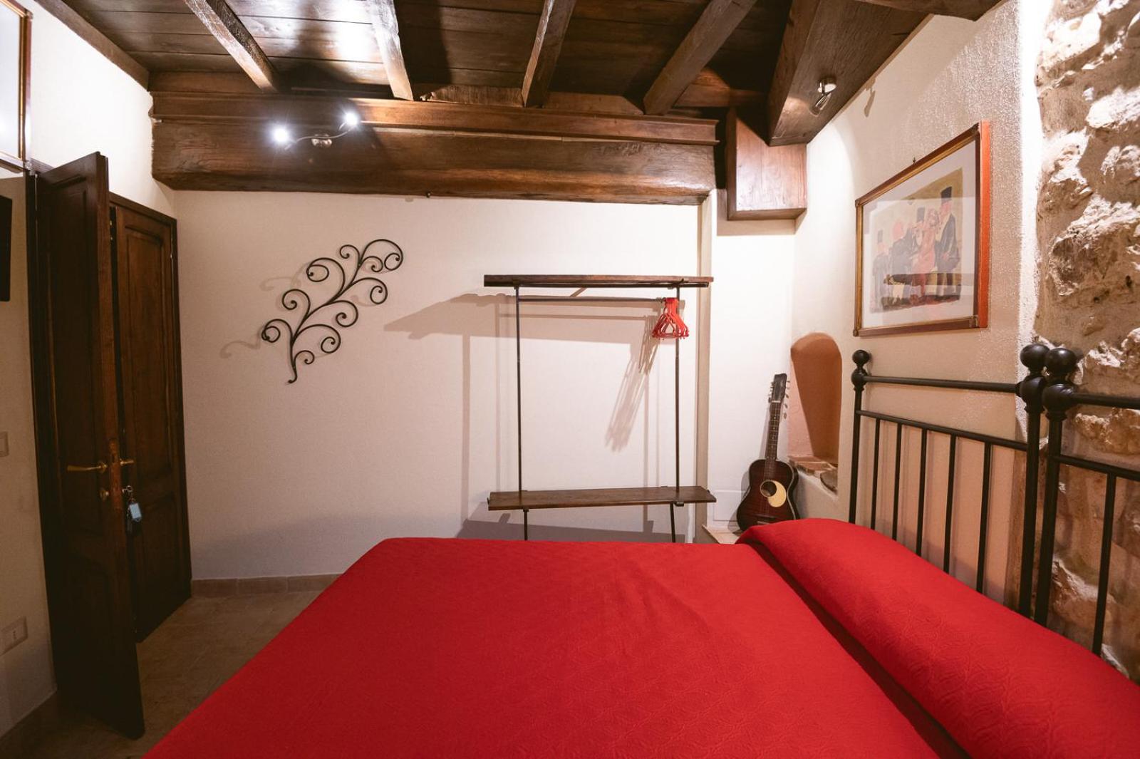 Double Room with Private Bathroom photo 1