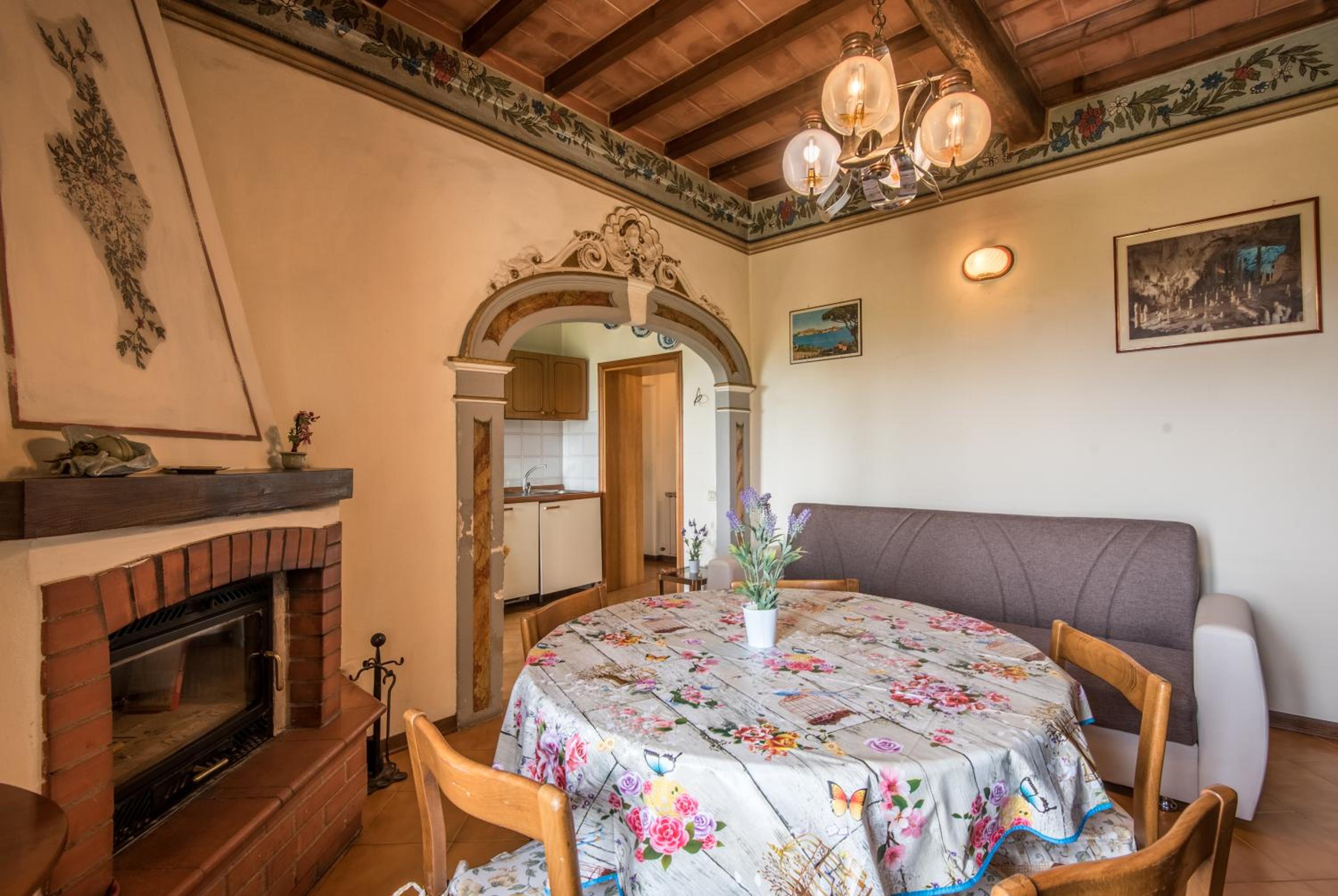Two-Bedroom Deluxe Apartment with Garden View photo 3